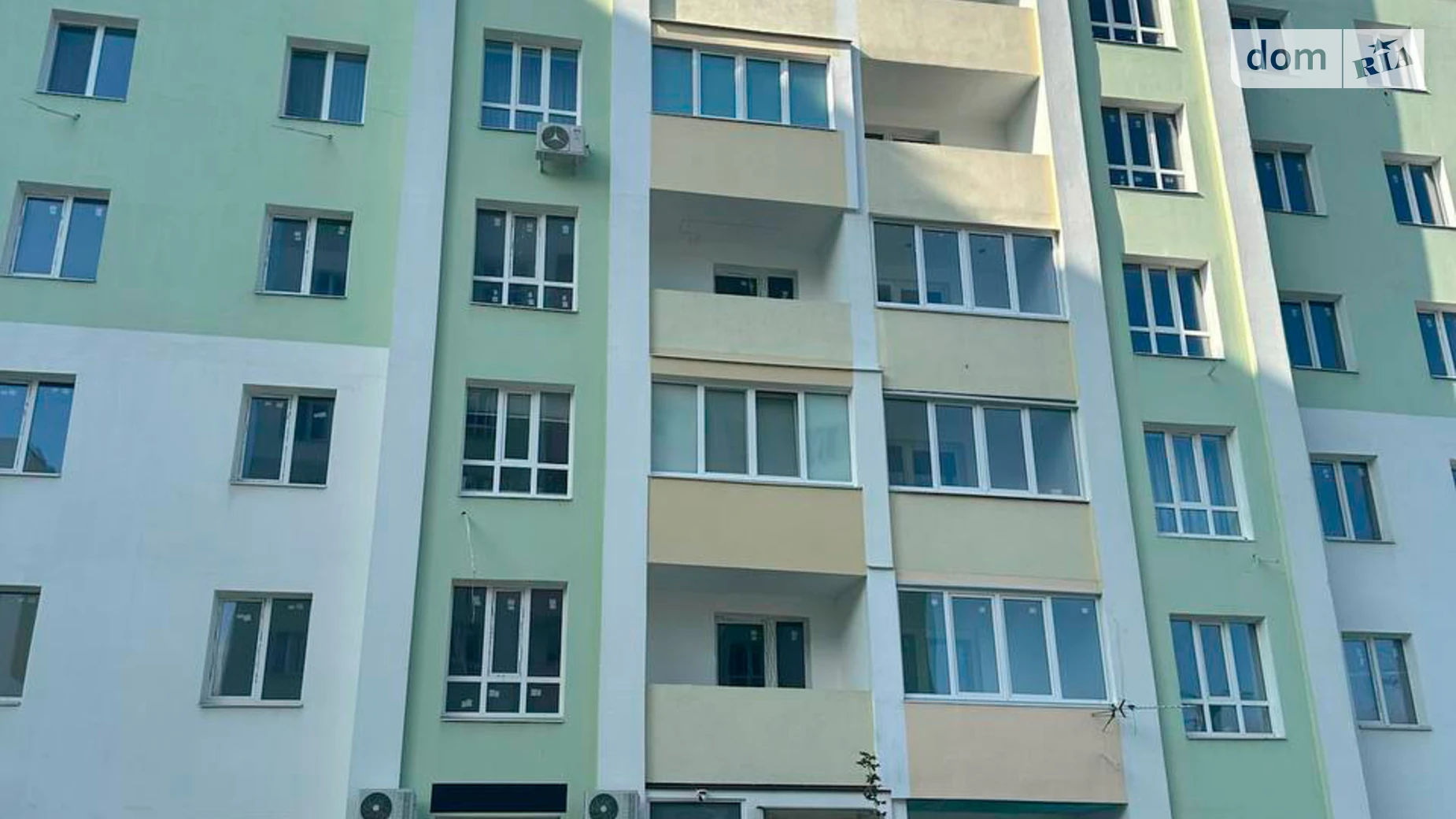 Продается офис 44 кв. м в бизнес-центре, цена: 45000 $ - фото 2