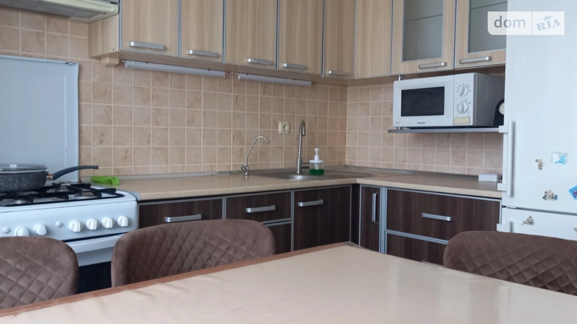 Сдается в аренду 2-комнатная квартира 70 кв. м в Хмельницком, ул. Прибугская, 30А - фото 2