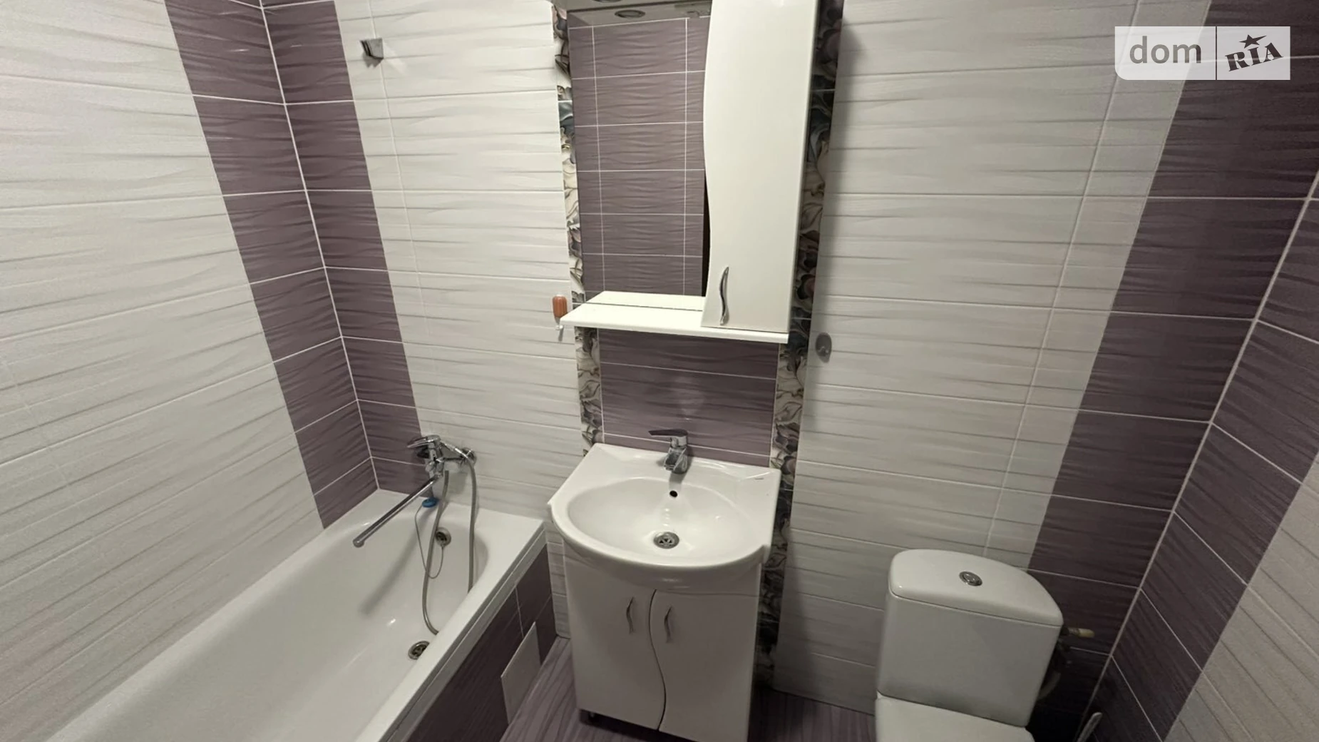 1-комнатная квартира 44 кв. м в Тернополе, ул. Яремы - фото 2