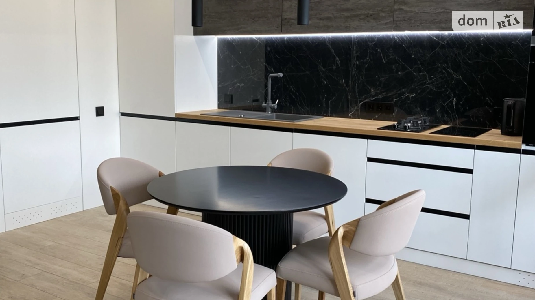 Продается 1-комнатная квартира 54.5 кв. м в Брюховичах, ул. Львовская, 27 - фото 2