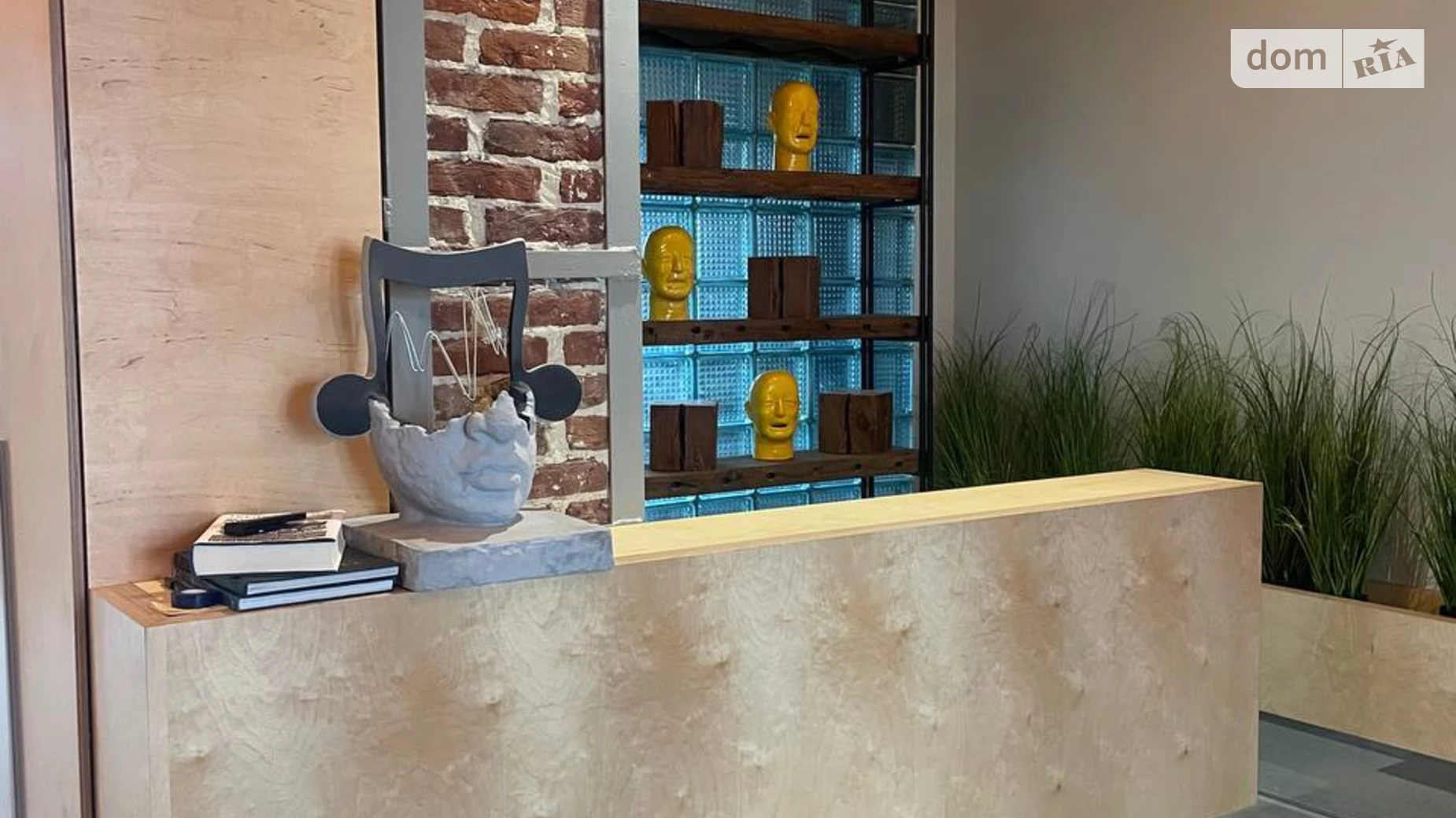 Сдается в аренду офис 400 кв. м в бизнес-центре, цена: 8000 $ - фото 2