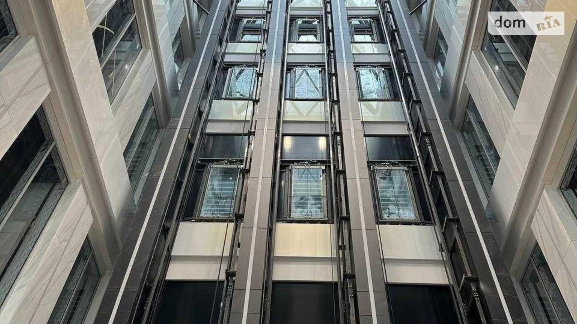 Сдается в аренду офис 5600 кв. м в бизнес-центре, цена: 100800 $ - фото 2