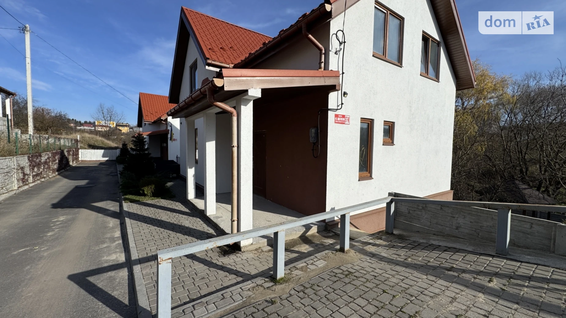 Продается дом на 2 этажа 130 кв. м с гаражом, цена: 80000 $ - фото 2