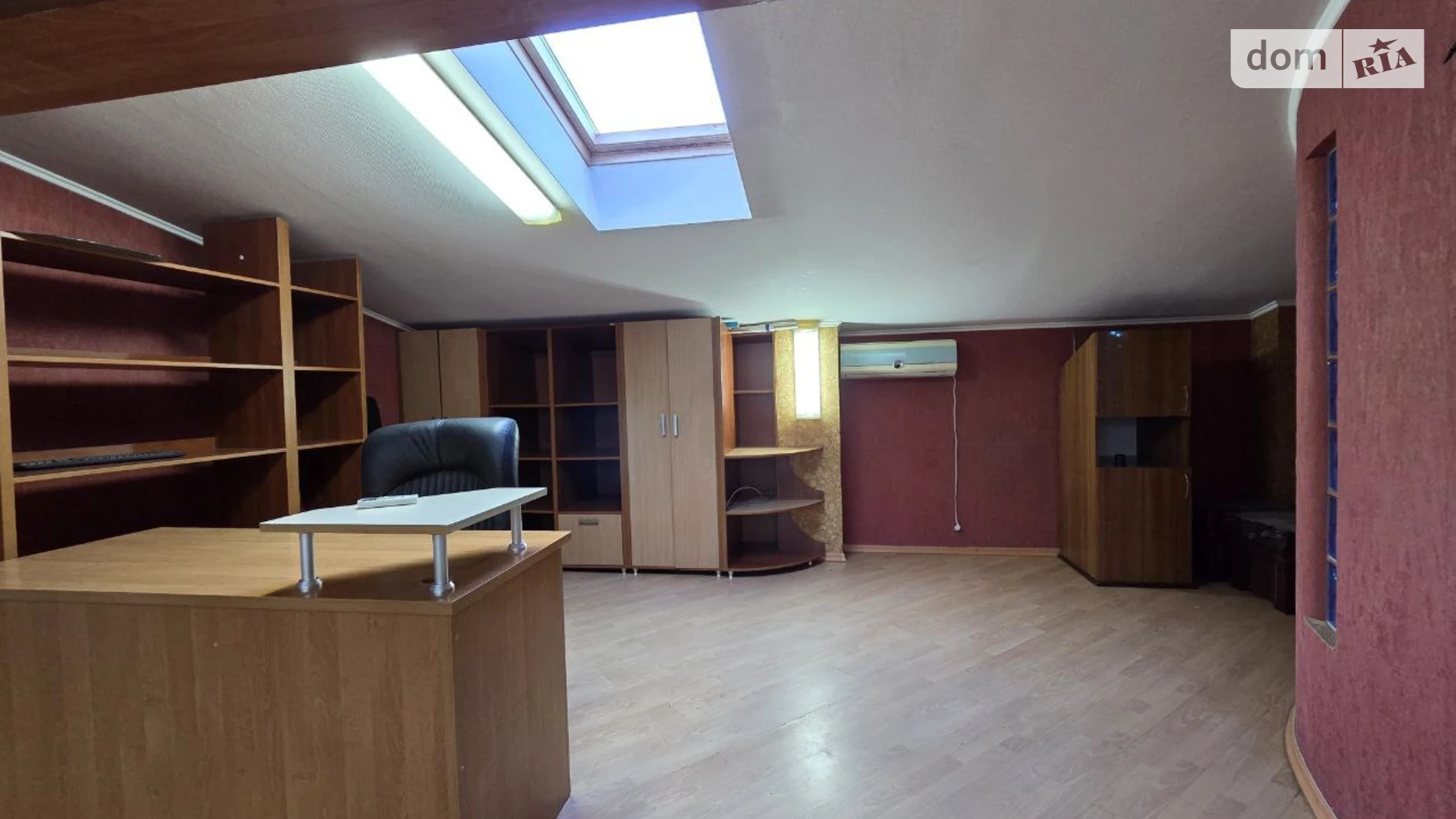 Сдается в аренду офис 261 кв. м в бизнес-центре, цена: 1566 $ - фото 5