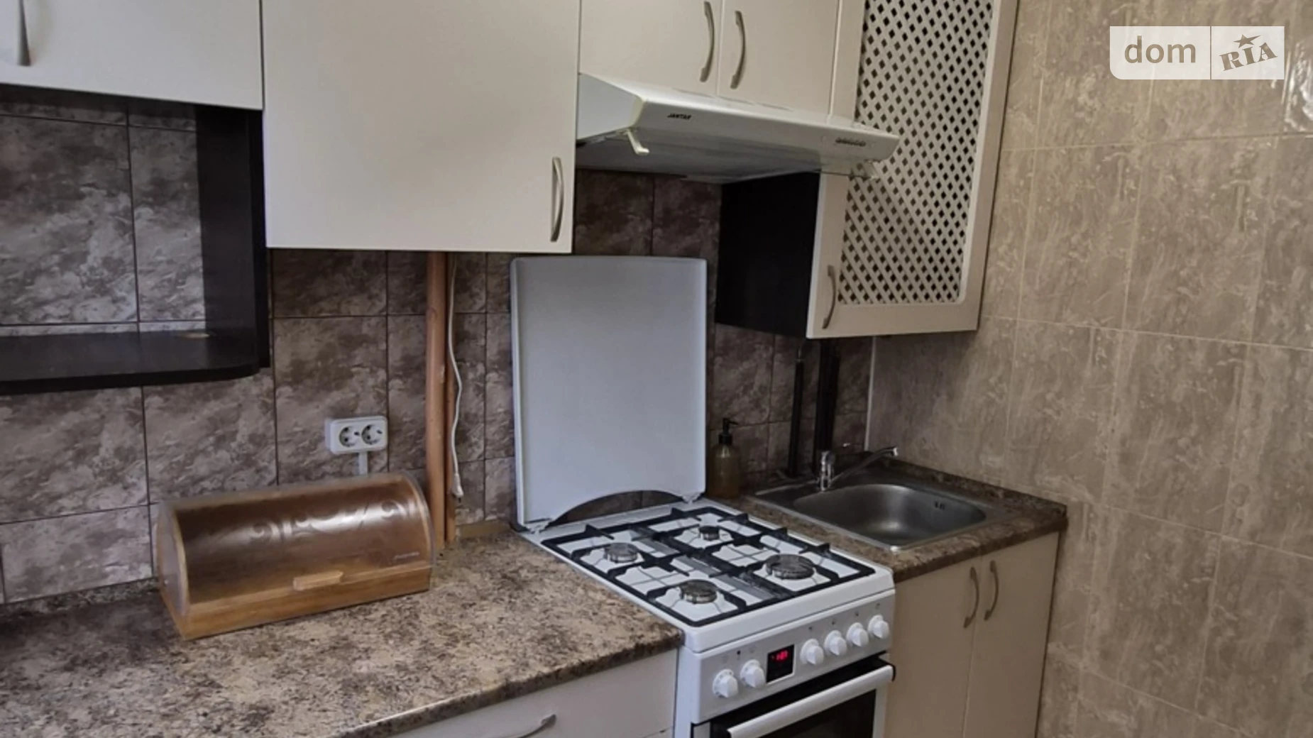 Продается 2-комнатная квартира 48 кв. м в Хмельницком, ул. Героя Украины Дмитрия Васильева(Попова), 15 - фото 2