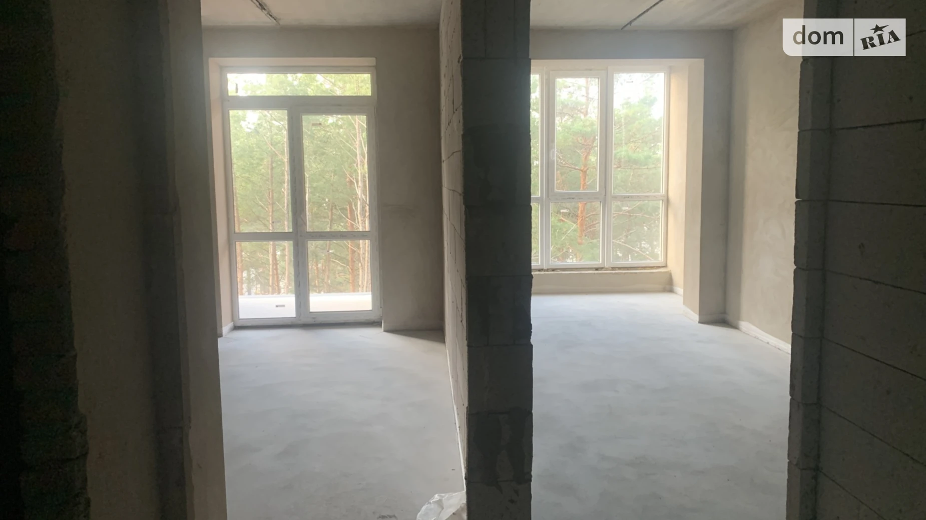 Продается 1-комнатная квартира 39 кв. м в Гостомеле, ул. Соборная, 1 - фото 2