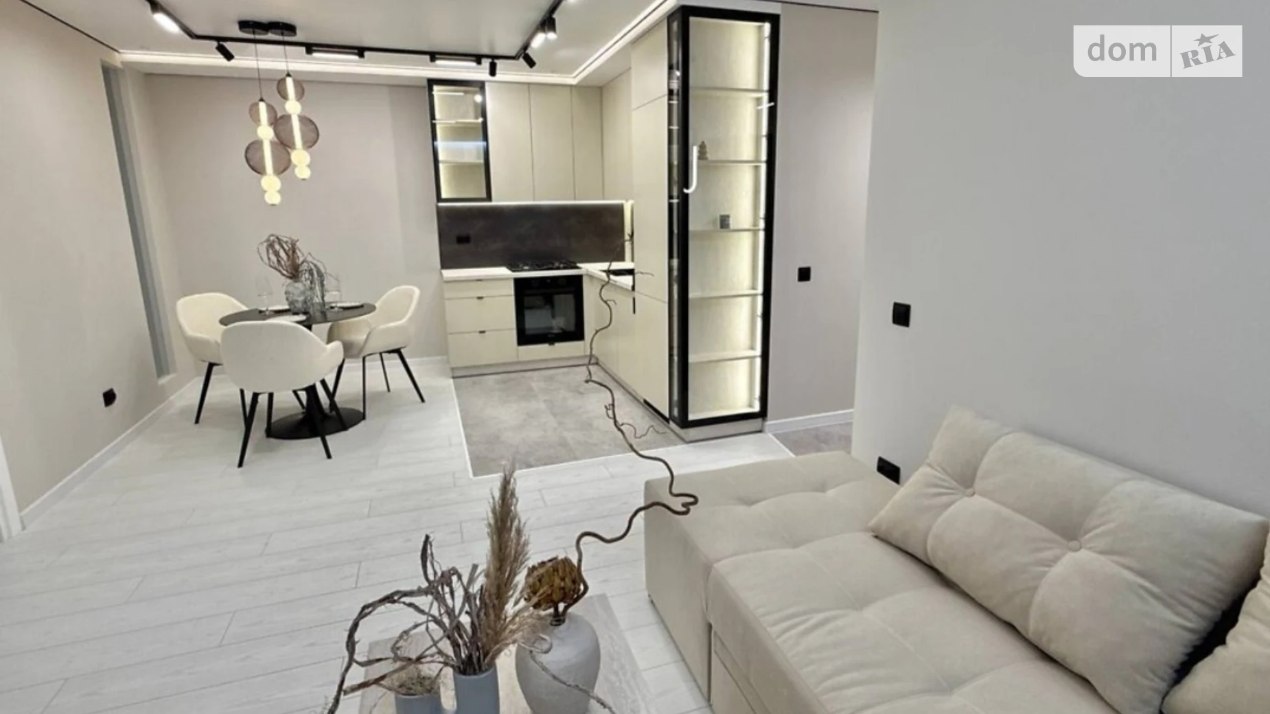 2-комнатная квартира 60 кв. м в Тернополе, ул. Киевская, 9Д - фото 3