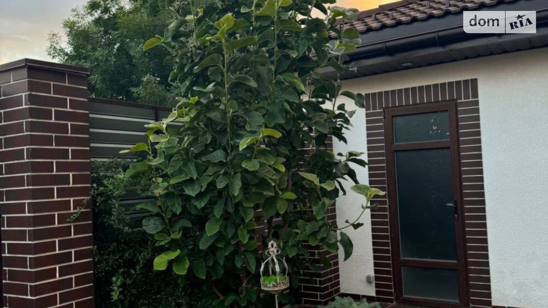 Продается дом на 2 этажа 330 кв. м с верандой, цена: 580000 $ - фото 3