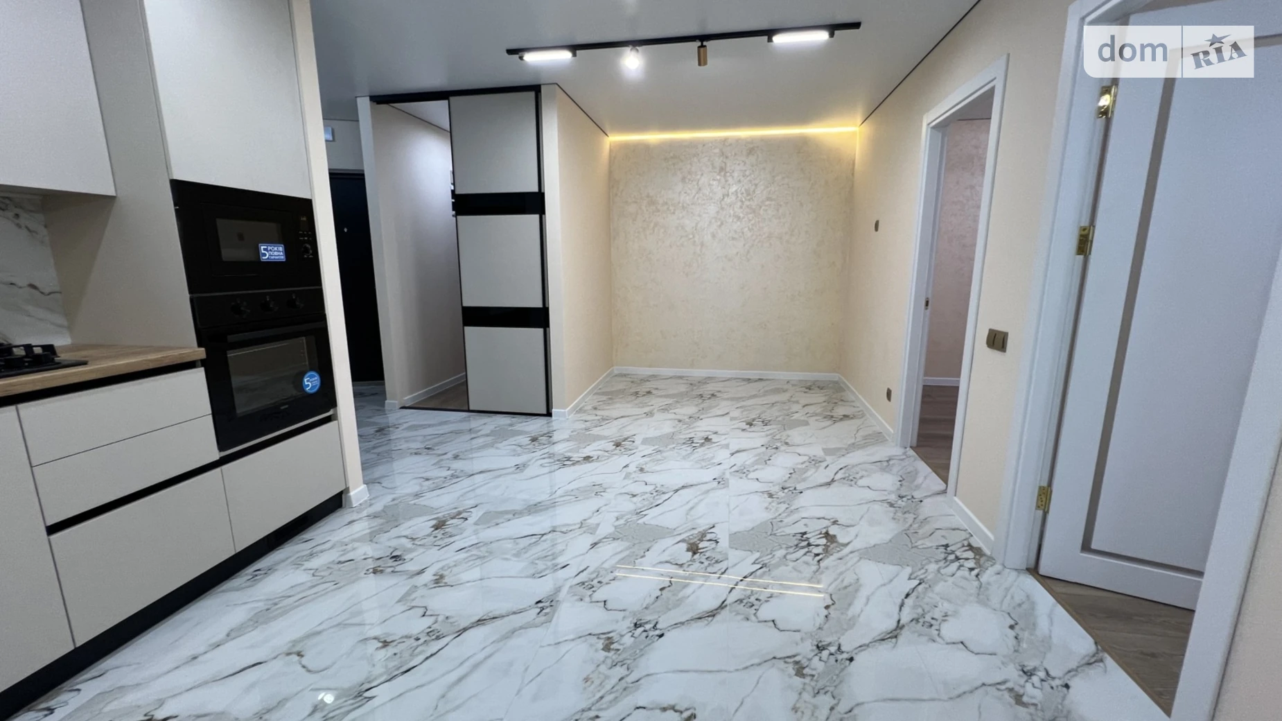 2-комнатная квартира 66 кв. м в Тернополе, ул. Киевская - фото 2