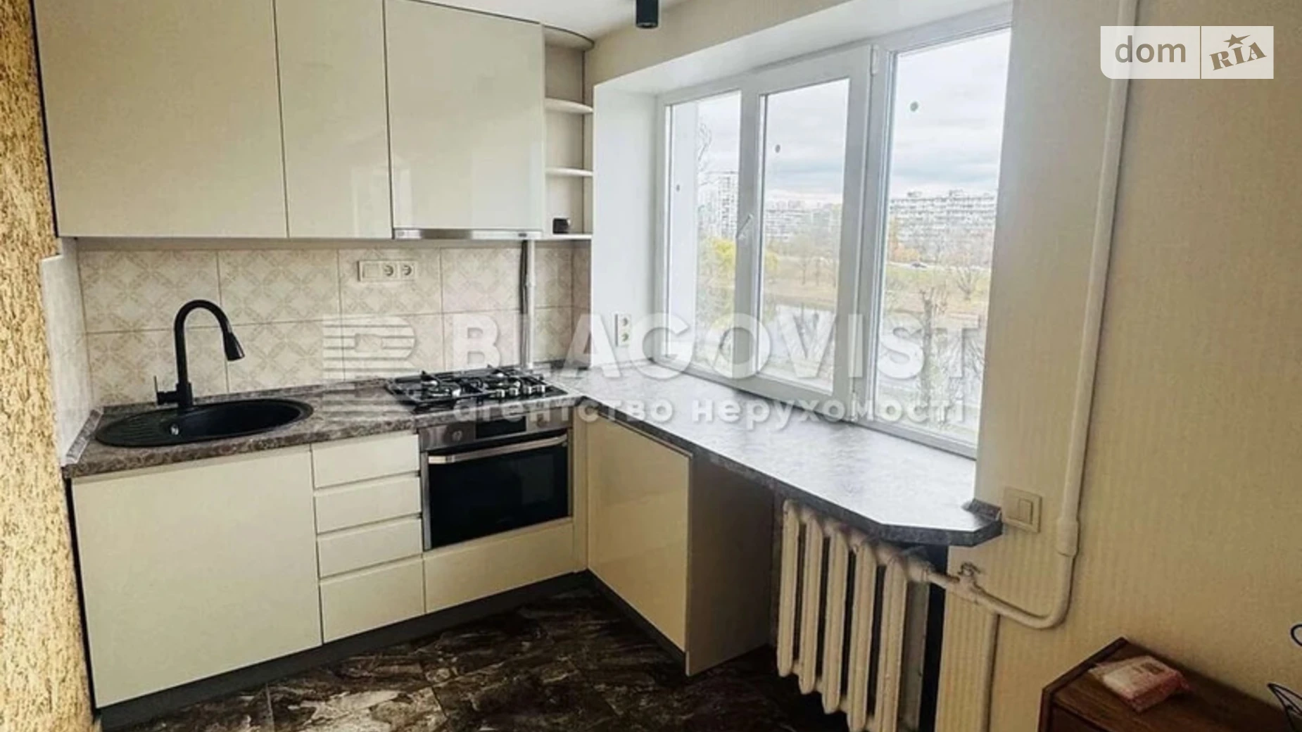Продается 2-комнатная квартира 44 кв. м в, цена: 104000 $ - фото 2