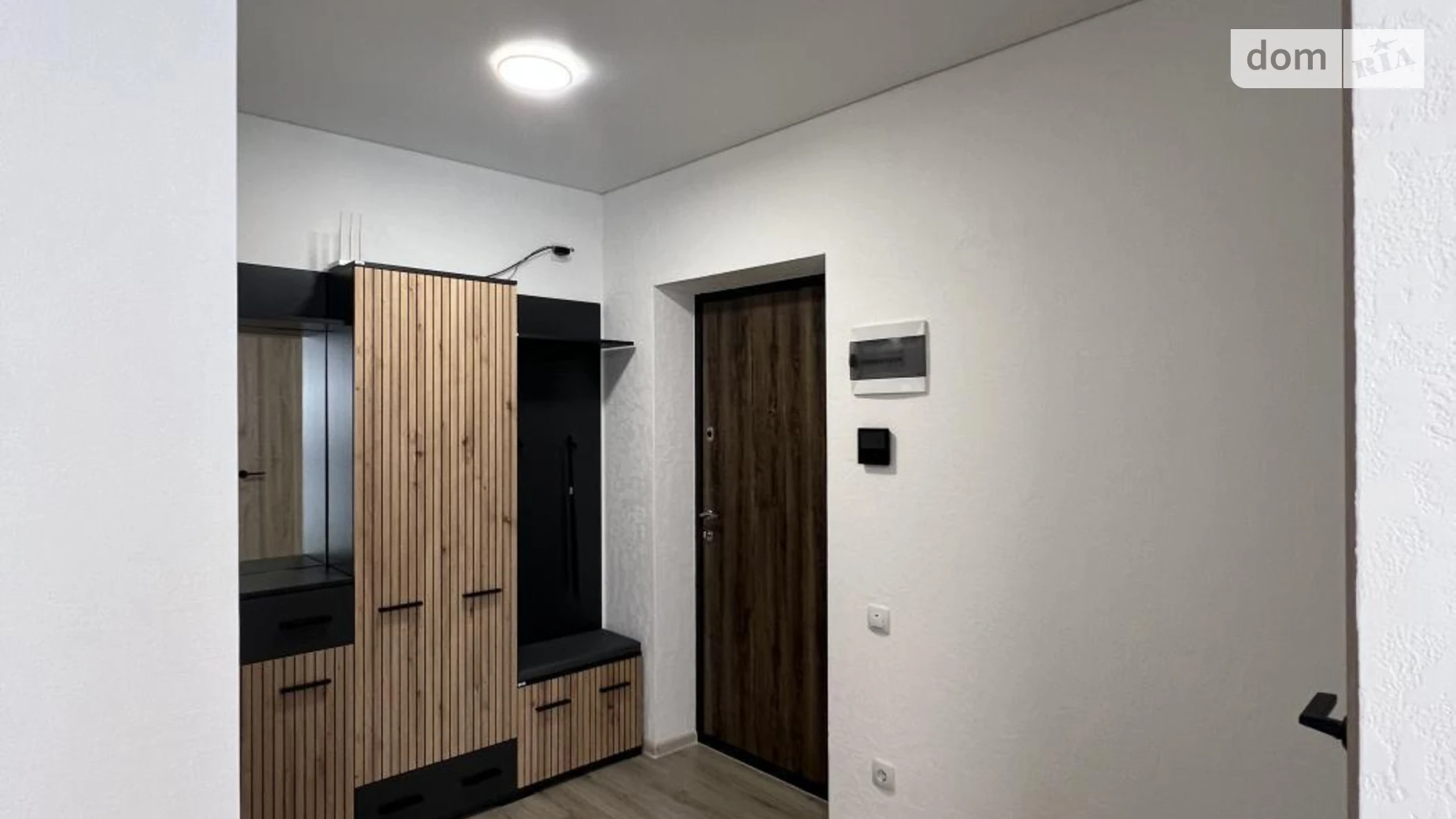 Продается 1-комнатная квартира 37 кв. м в Ровно, ул. Соборная, 283В - фото 5