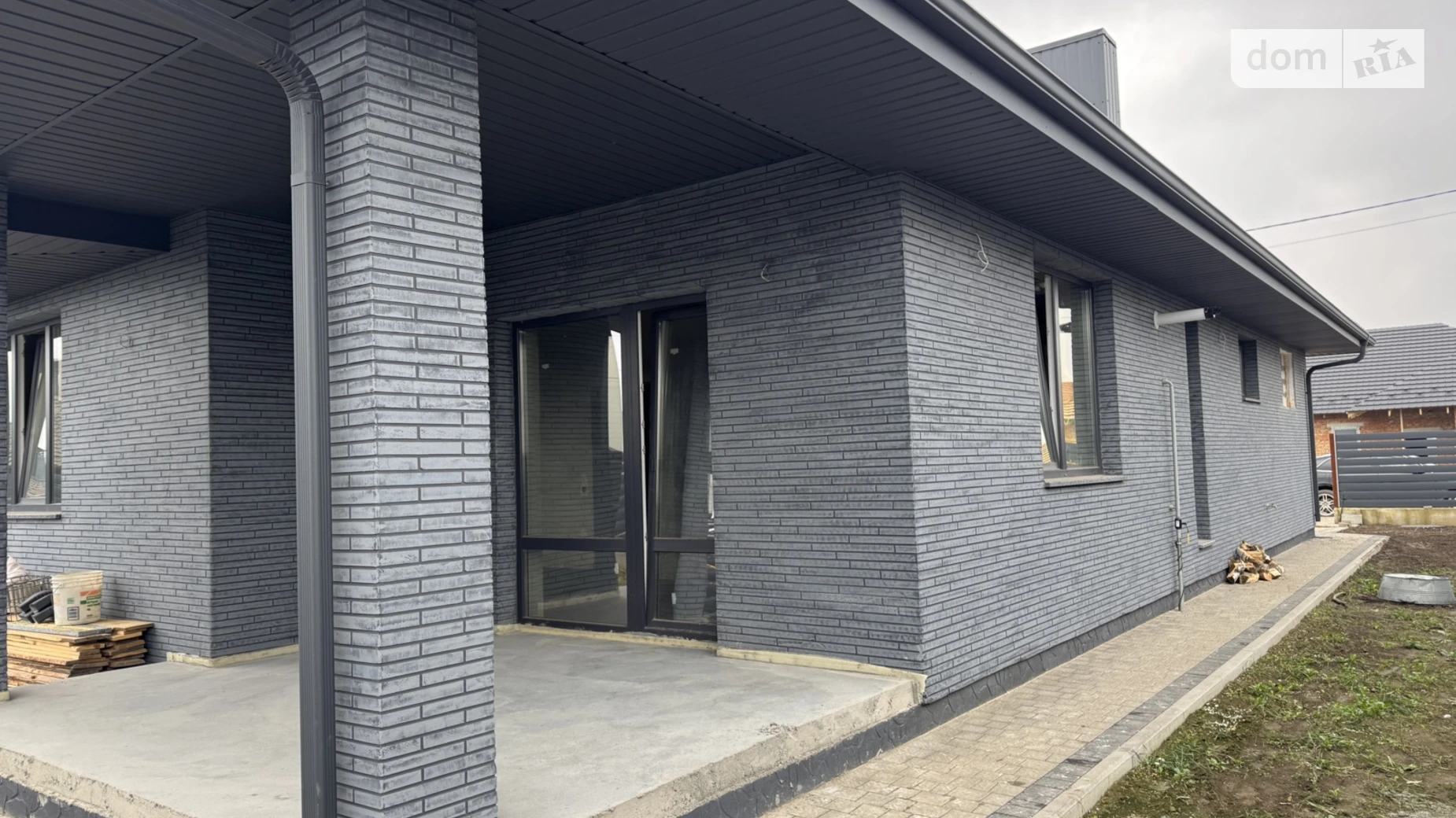 Продается одноэтажный дом 130 кв. м с камином, цена: 103900 $ - фото 3