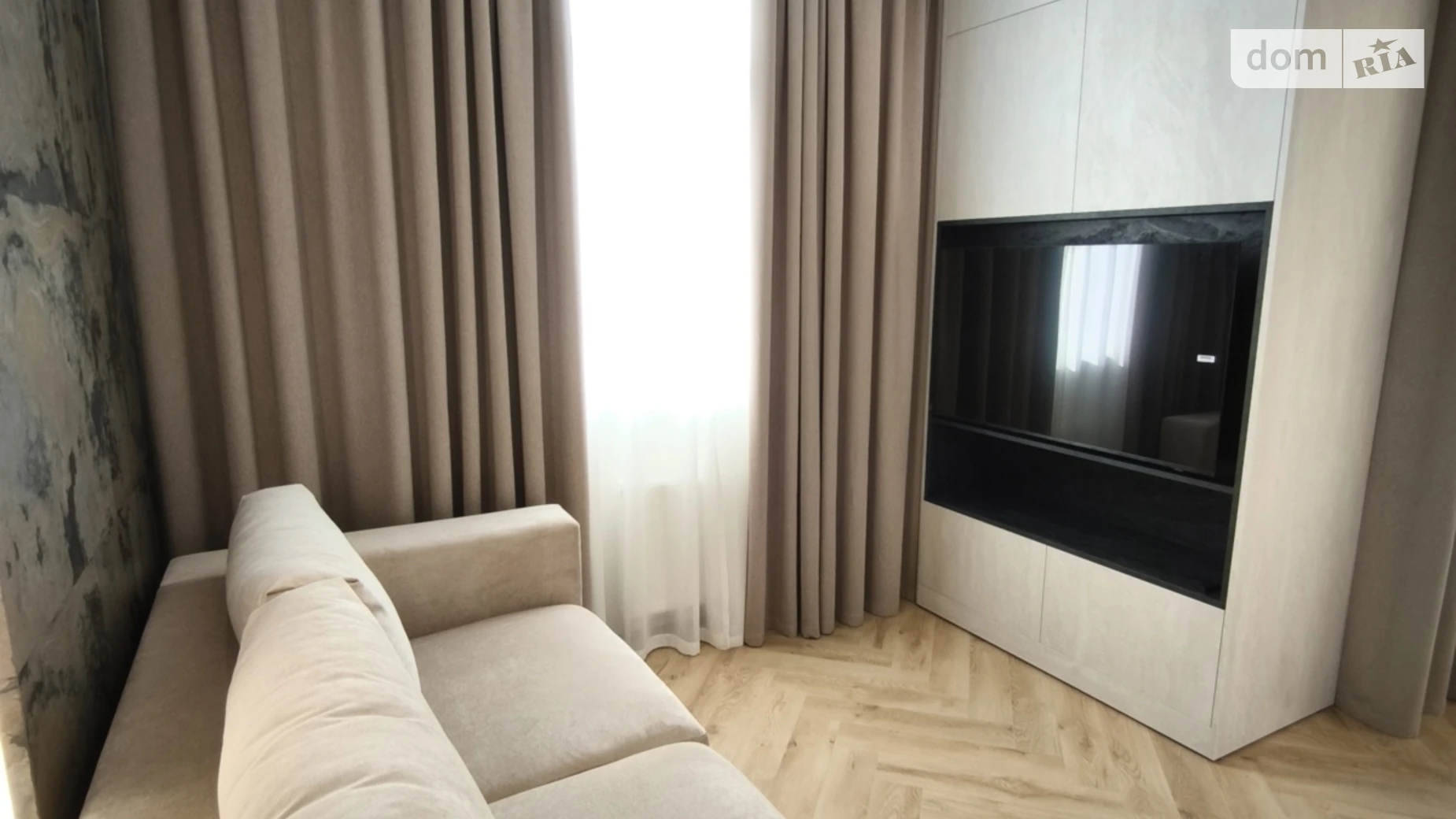 Продается 1-комнатная квартира 42.3 кв. м в Одессе, ул. Краснова, 1Б - фото 2