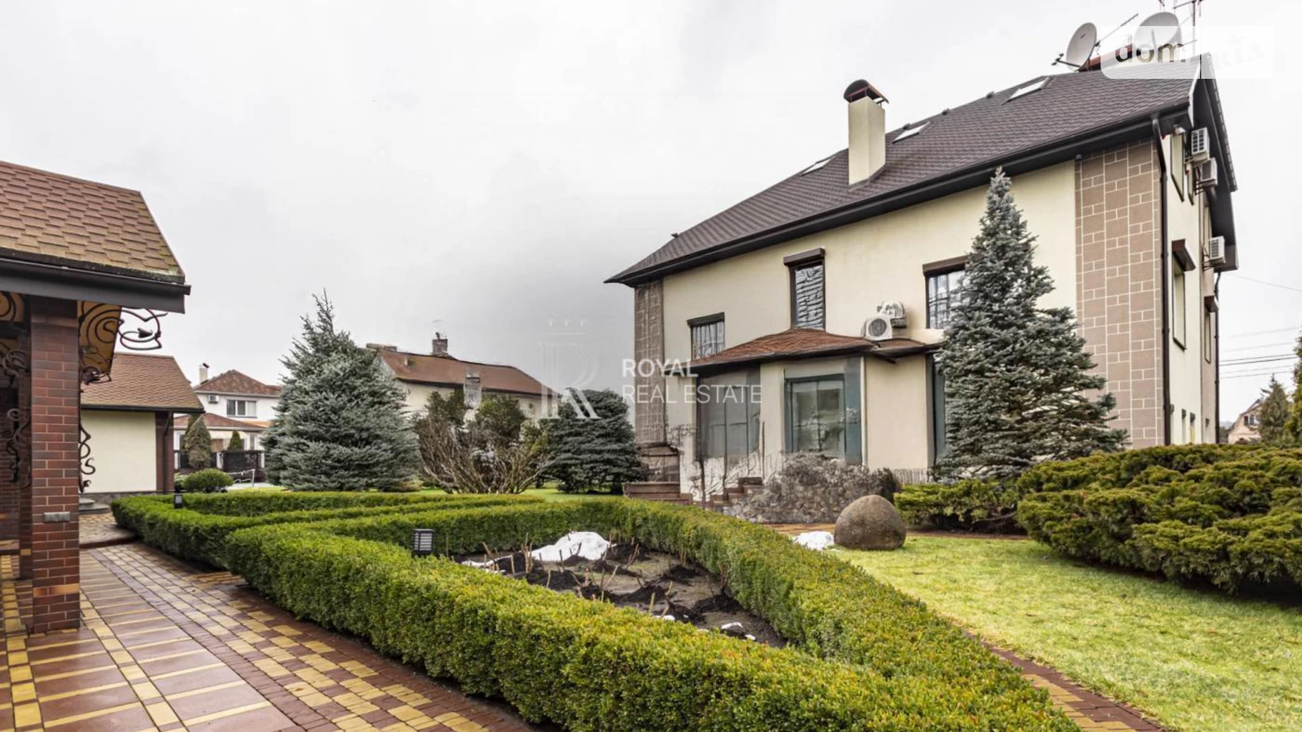 Продается дом на 3 этажа 400 кв. м с гаражом, цена: 550000 $ - фото 5