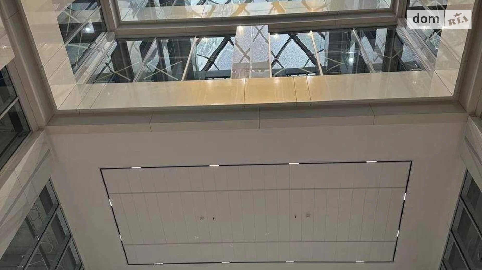 Сдается в аренду офис 5600 кв. м в бизнес-центре, цена: 100800 $ - фото 3