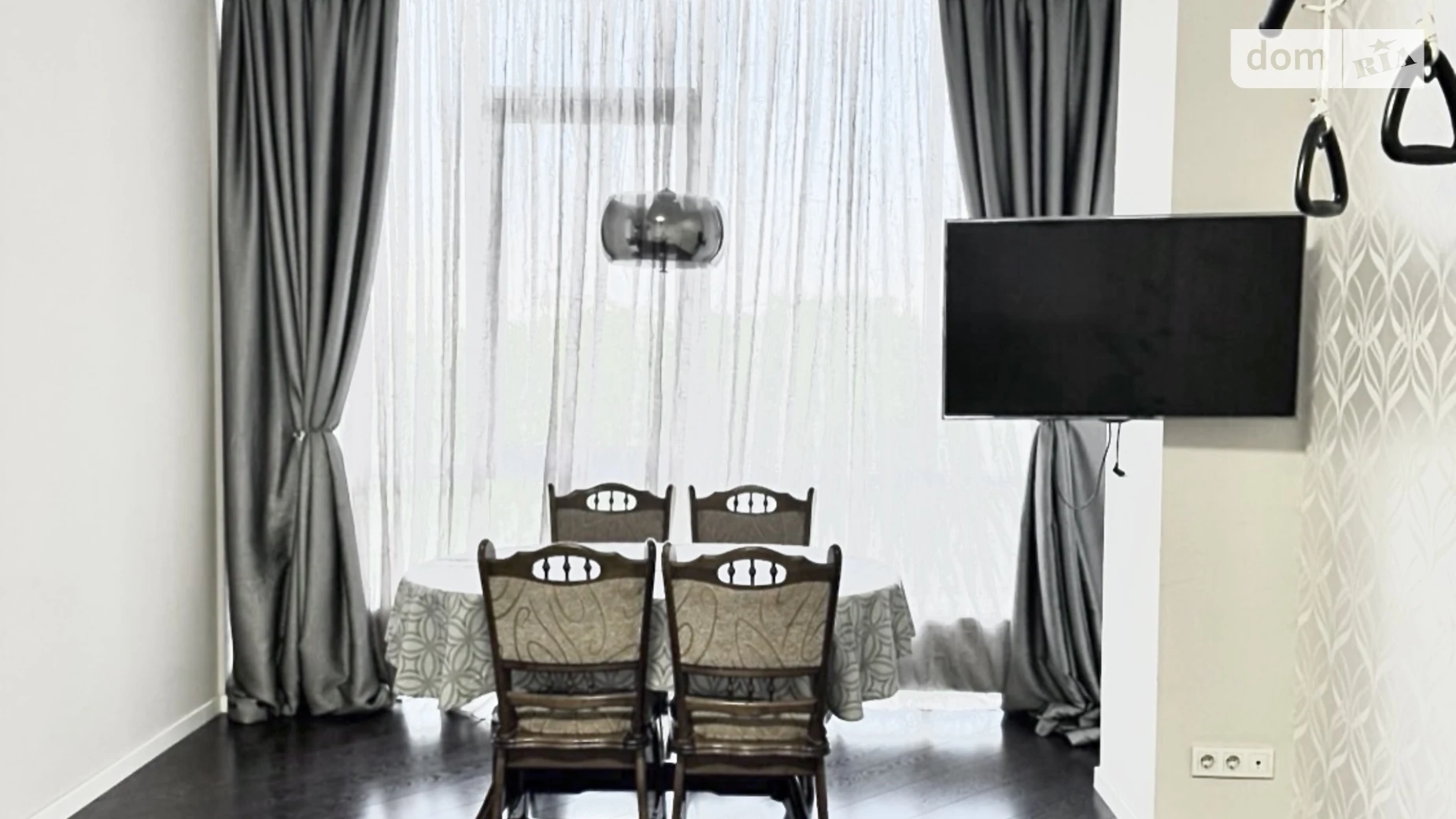 Сдается в аренду 2-комнатная квартира 83 кв. м в Одессе, ул. Добровольцев(Маршала Говорова), 18А - фото 3