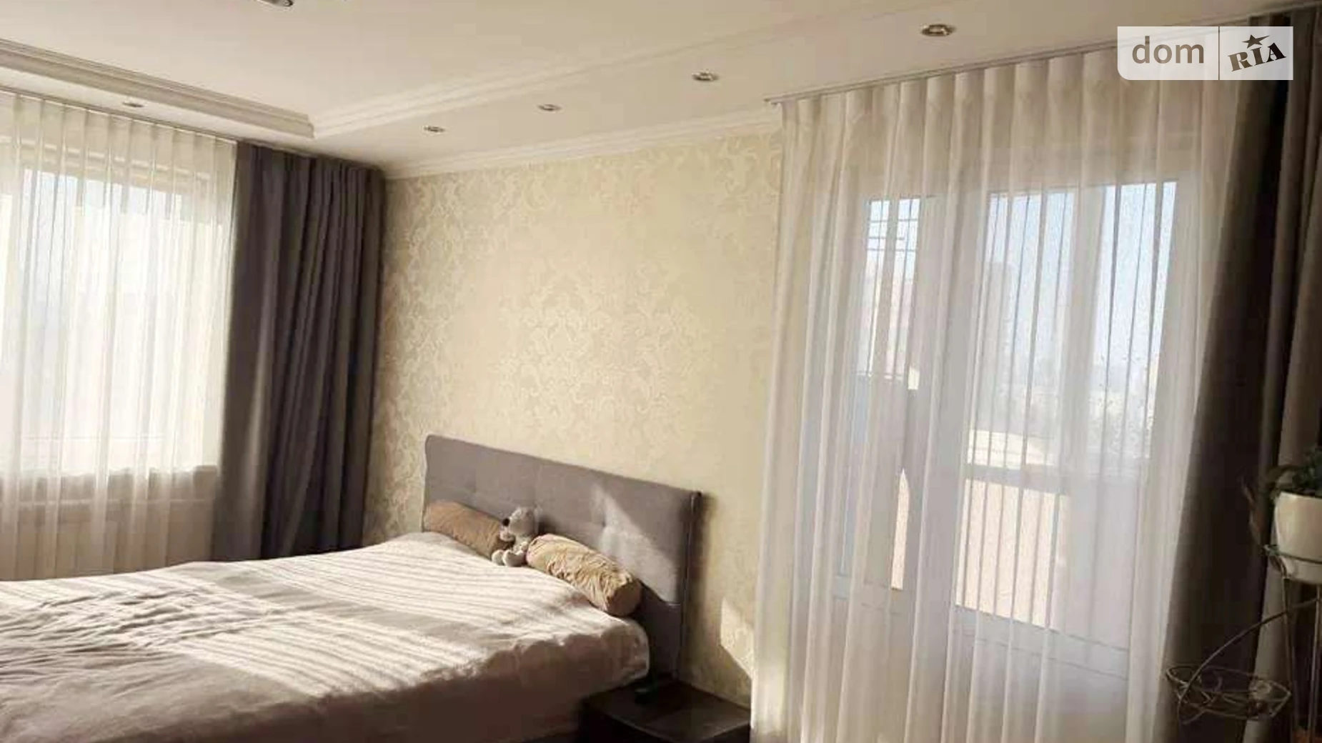 Продается 2-комнатная квартира 70 кв. м в, цена: 109990 $ - фото 2