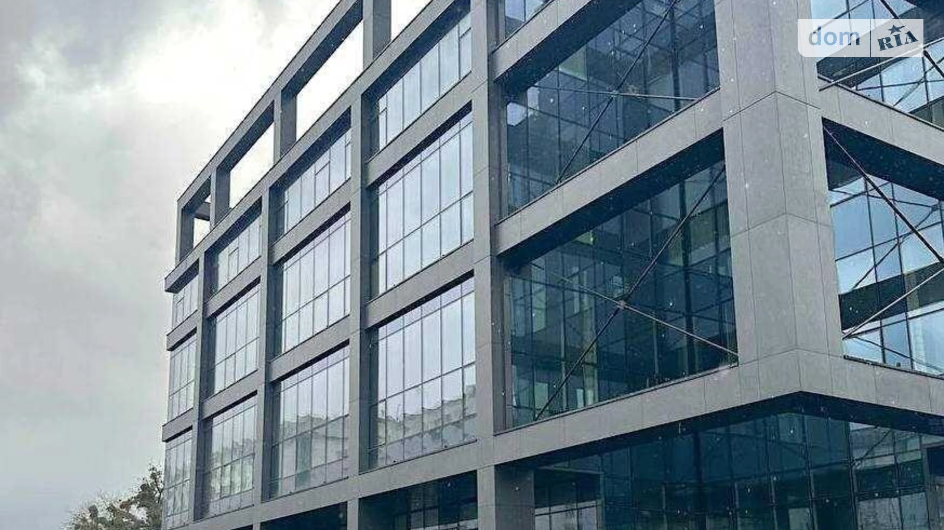 Сдается в аренду офис 2800 кв. м в бизнес-центре, цена: 50400 $ - фото 2