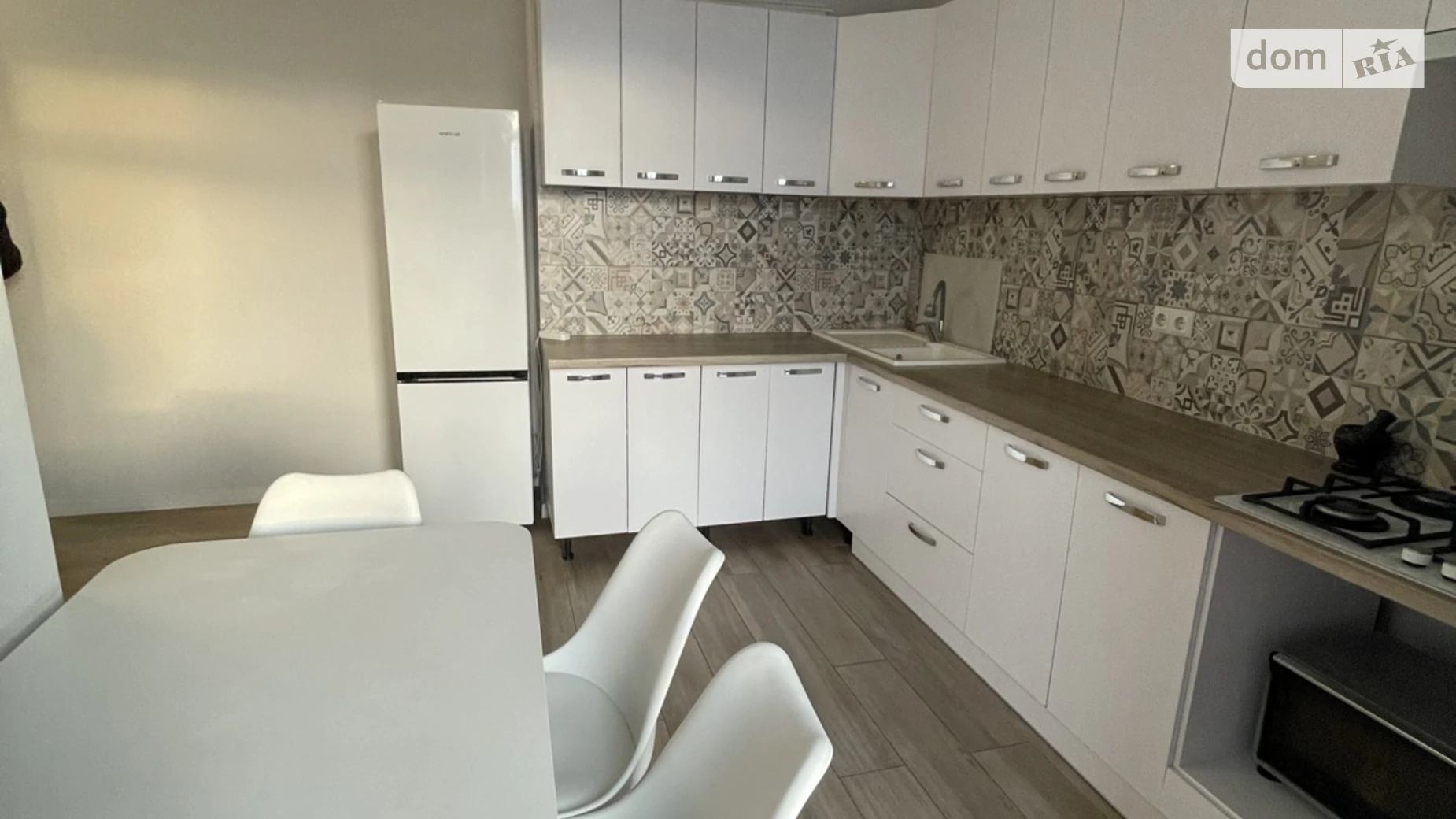 Продається 2-кімнатна квартира 63.5 кв. м у Ірпені, вул. Мечникова - фото 2