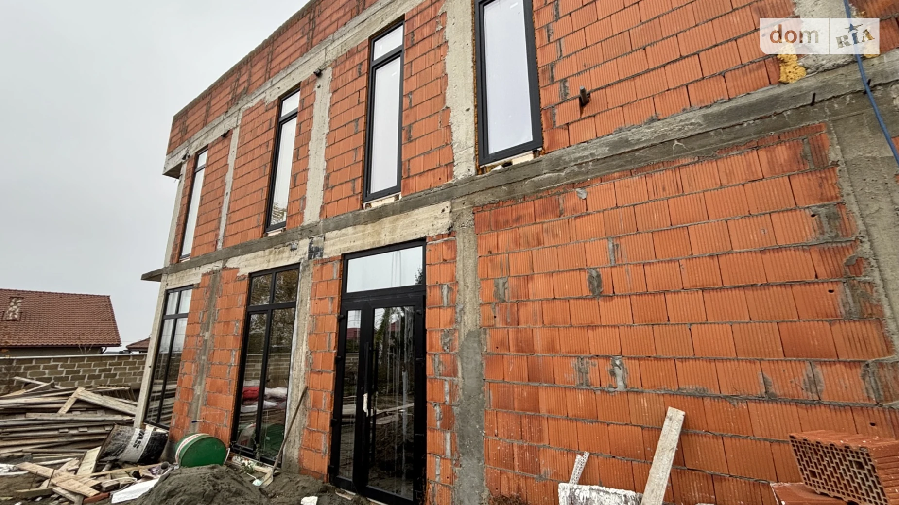 Продается дом на 2 этажа 254 кв. м с мебелью, цена: 295000 $ - фото 3