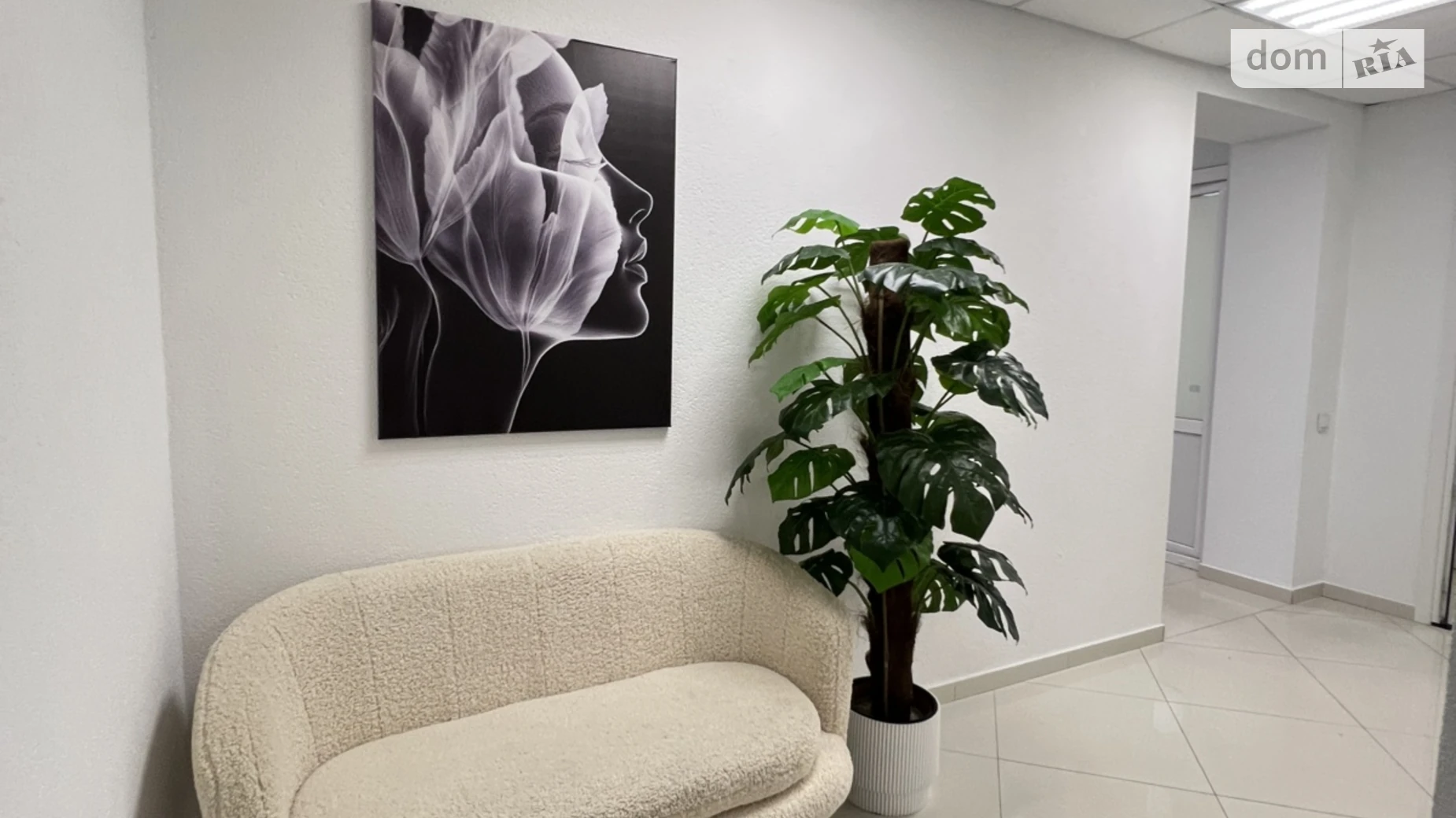 Продається приміщення вільного призначення 67 кв. м в 10-поверховій будівлі, цена: 67000 $ - фото 2