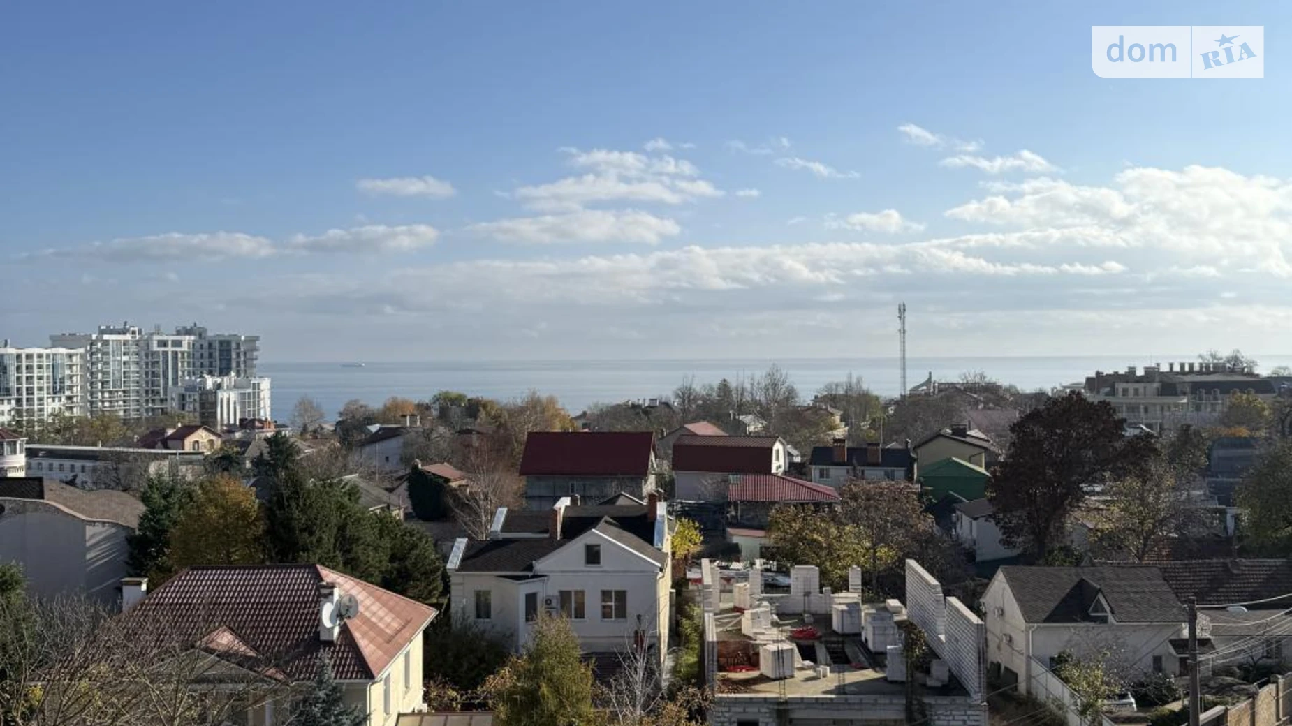 Продается 3-комнатная квартира 97 кв. м в Одессе, Фонтанская дор., 62К - фото 2