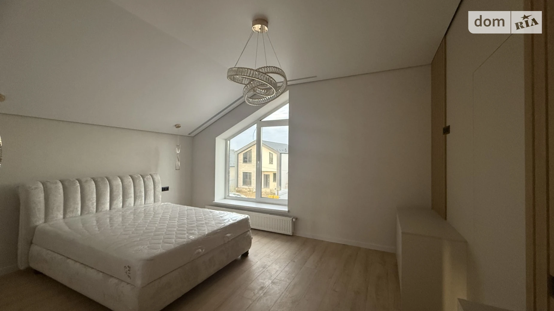 Сдается в аренду дом на 2 этажа 120 кв. м с участком, цена: 1500 $ - фото 5