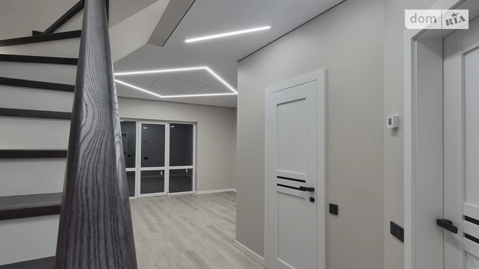 Продається частина будинку 100 кв. м з мансардою, цена: 120000 $ - фото 2