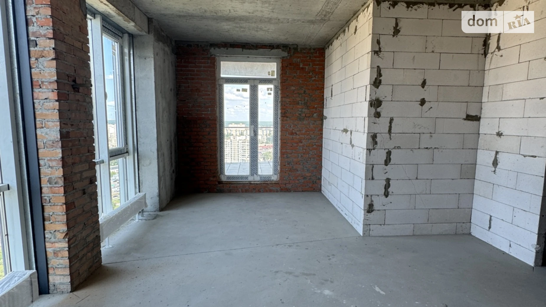 Продається 4-кімнатна квартира 130 кв. м у Києві, вул. Князя Романа Мстиславича(Генерала Жмаченка), 28Б - фото 2