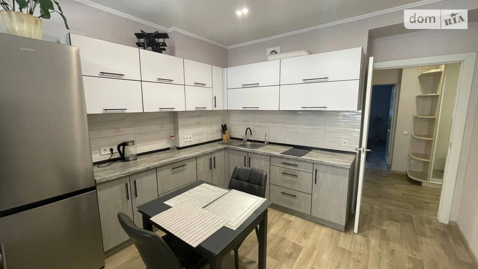 Сдается в аренду 1-комнатная квартира 48.2 кв. м в Днепре, ул. Різоля(Судца Маршала), 42Б - фото 2