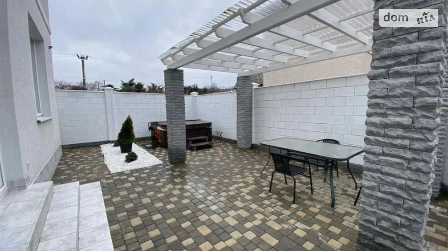 Сдается в аренду дом на 2 этажа 150 кв. м с садом, цена: 1500 $ - фото 2