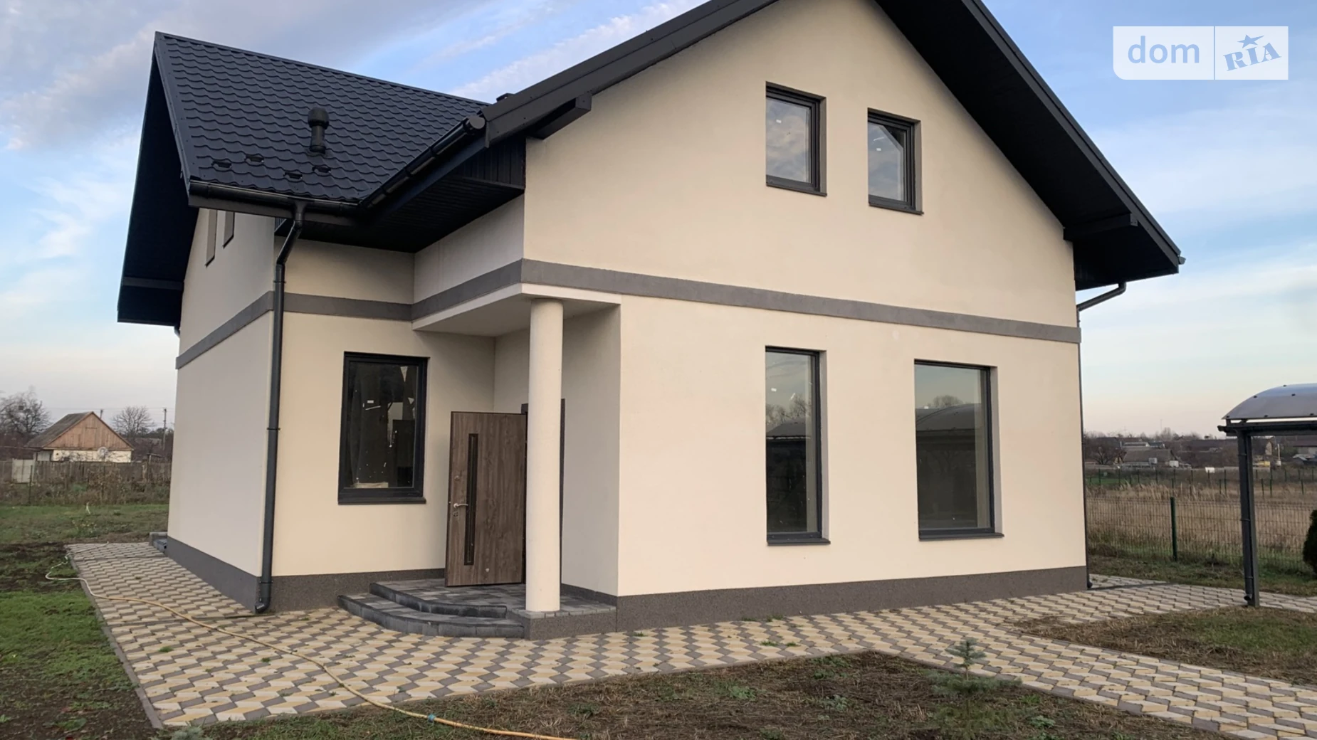 Продается дом на 2 этажа 195 кв. м с баней/сауной, цена: 95000 $ - фото 2