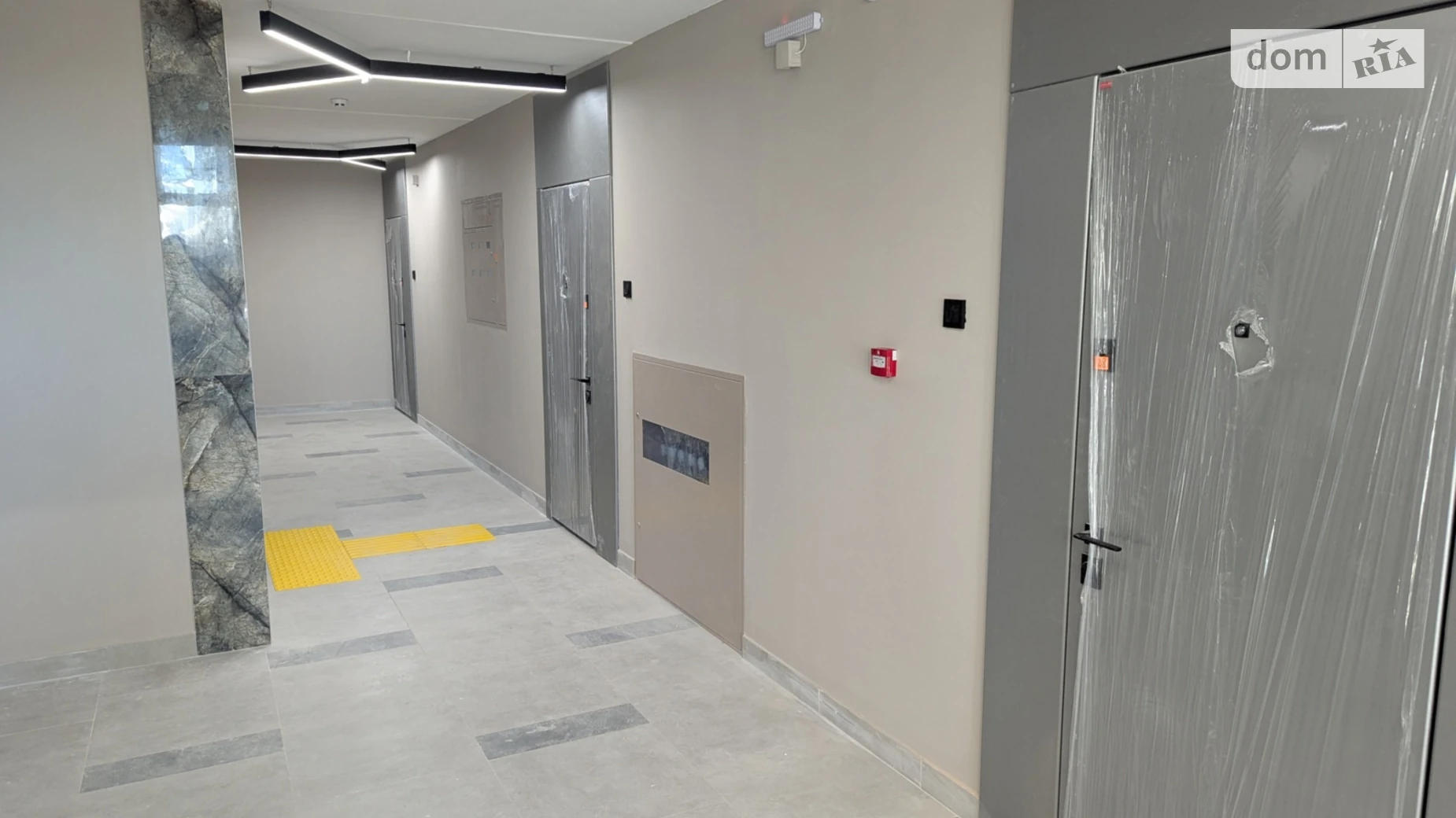 1-комнатная квартира 48.5 кв. м в Луцке, просп. Возрождение, 32 - фото 2