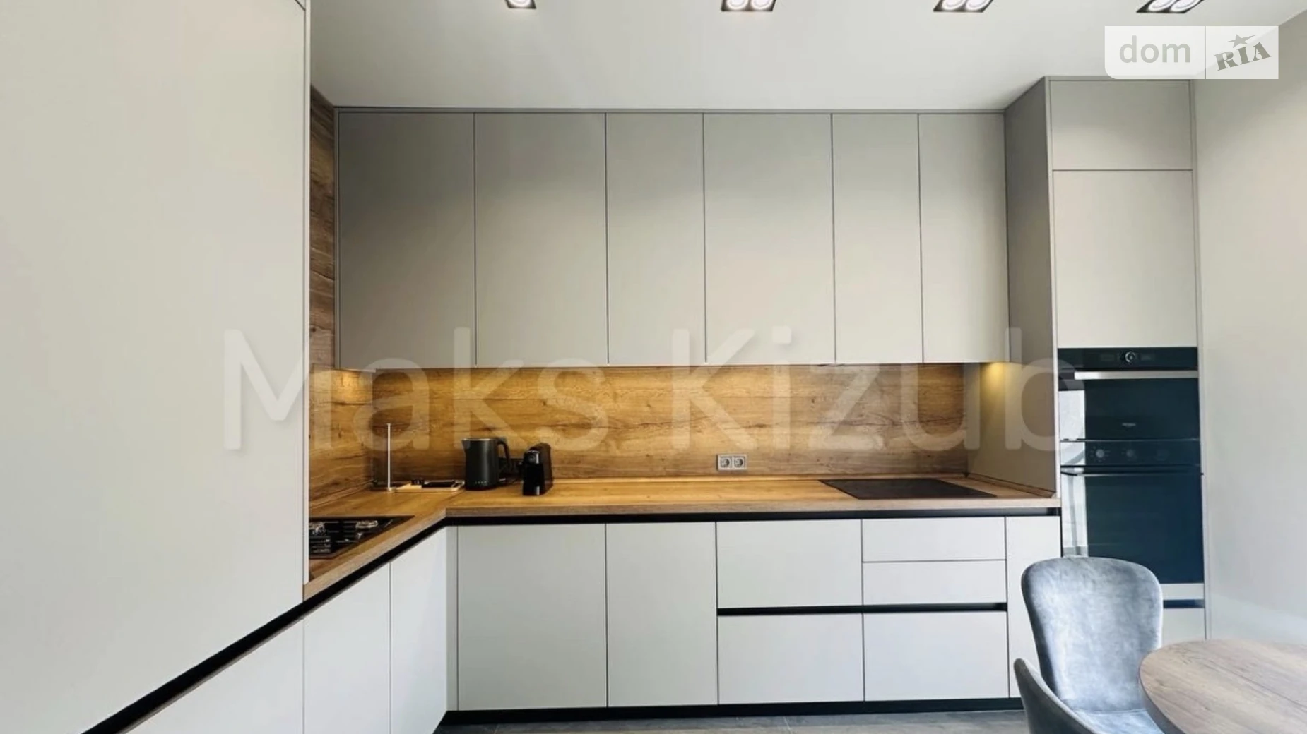 Сдается в аренду 1-комнатная квартира 44 кв. м в Ужгороде, ул. Бабьяка, 1Б - фото 2