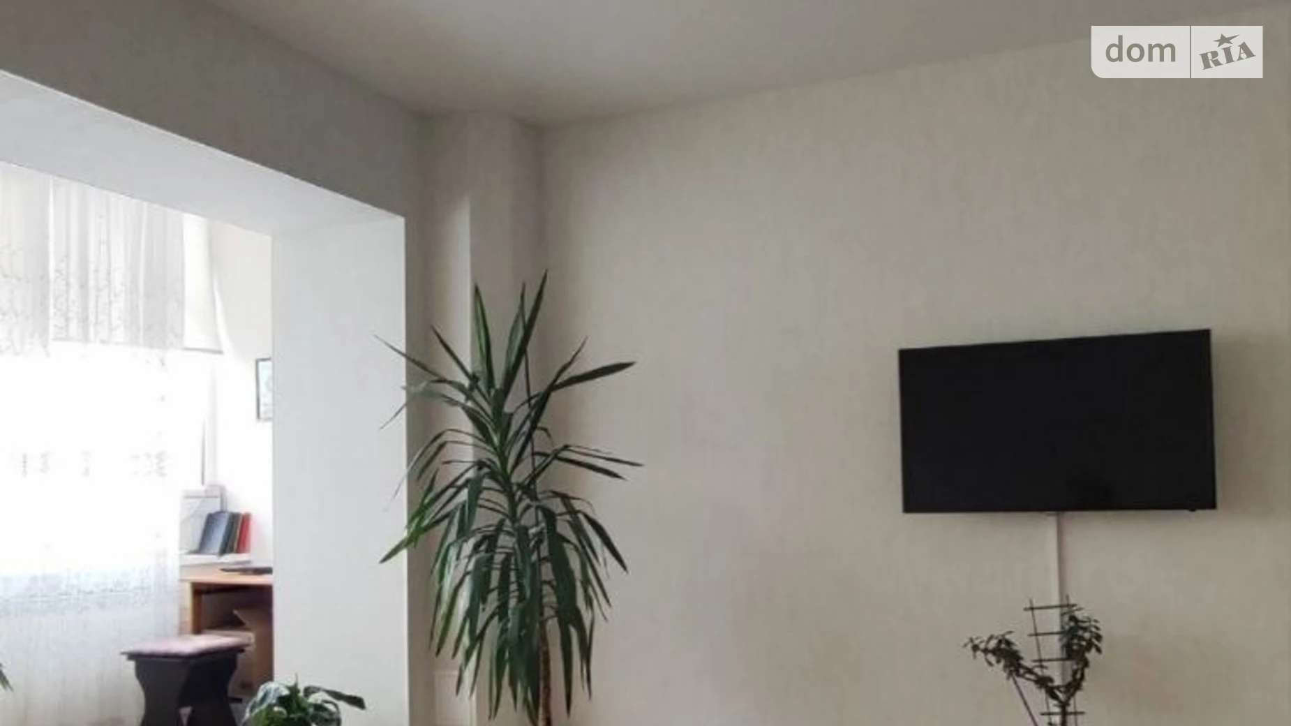 Продается 2-комнатная квартира 80 кв. м в Кременчуге, ул. Ивана Мазепы(Бутырина), 25 - фото 2