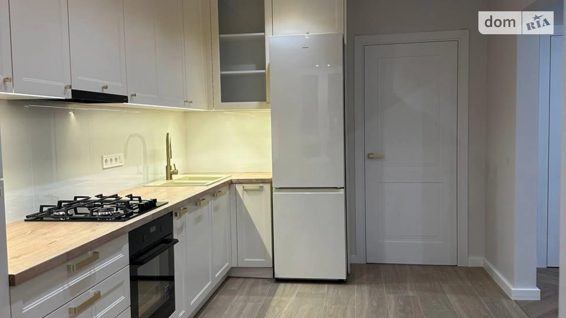 Продается 3-комнатная квартира 84.9 кв. м в Ивано-Франковске, ул. Приозерная, 27 - фото 2