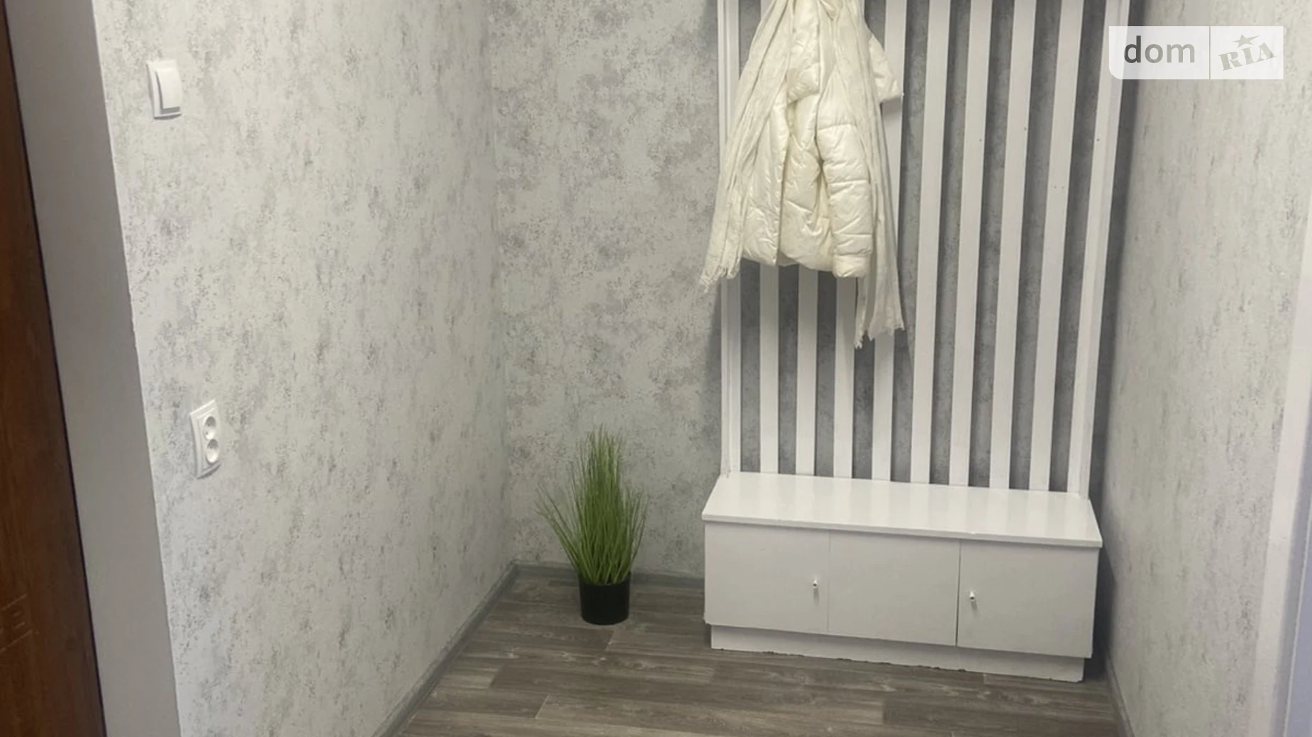 Продается 1-комнатная квартира 31 кв. м в Ровно, просп. Генерала Безручка - фото 2