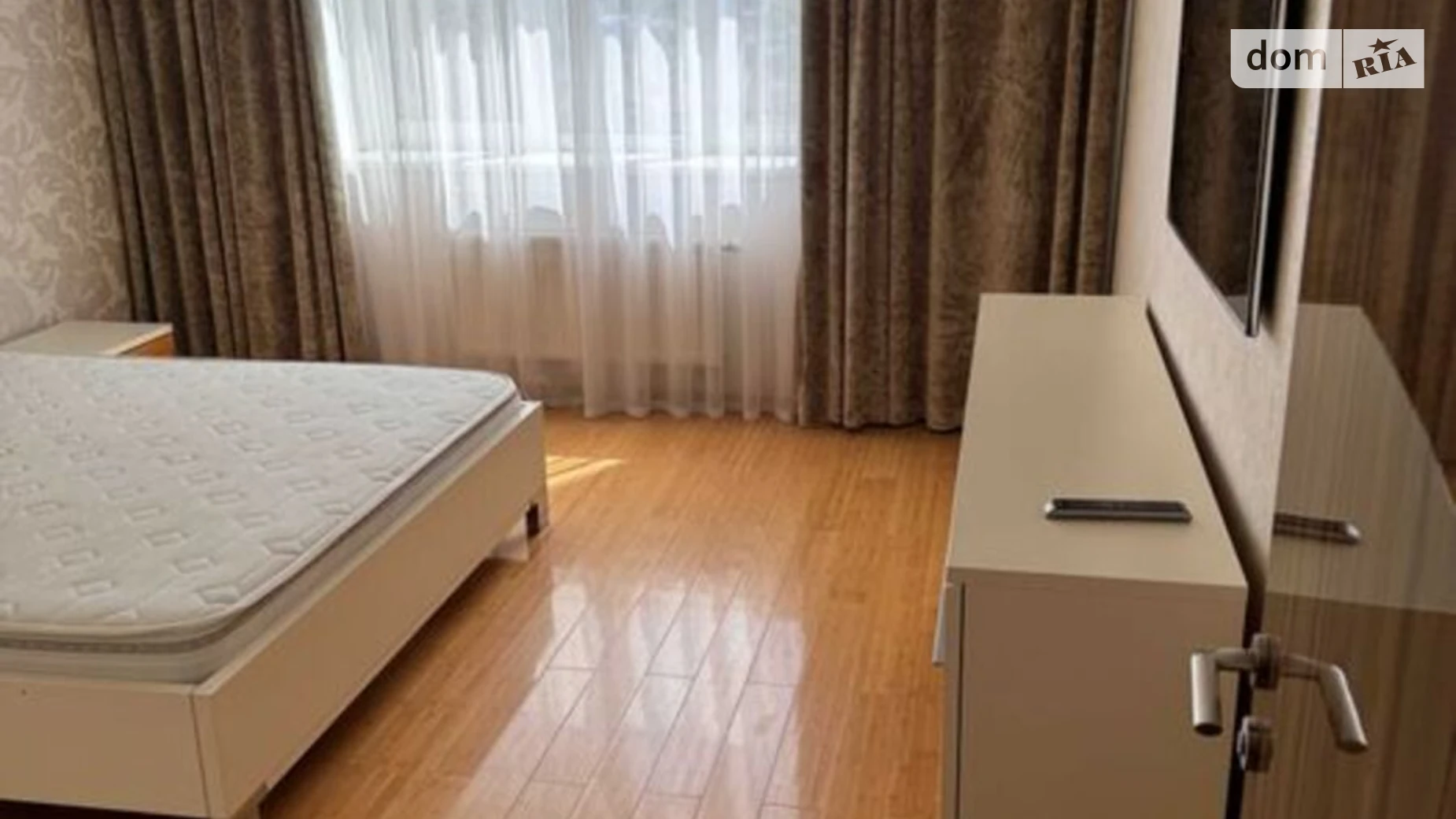 Продается 2-комнатная квартира 87 кв. м в Киеве, ул. Голосеевская, 13Б - фото 4