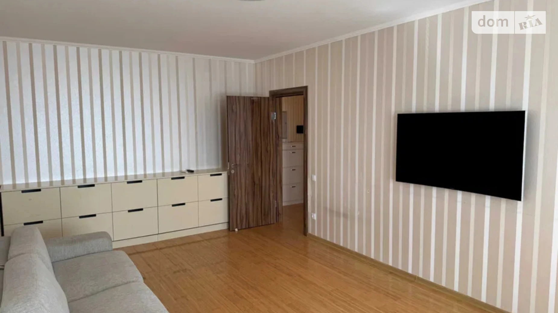 Продается 2-комнатная квартира 87 кв. м в Киеве, ул. Голосеевская, 13Б - фото 3