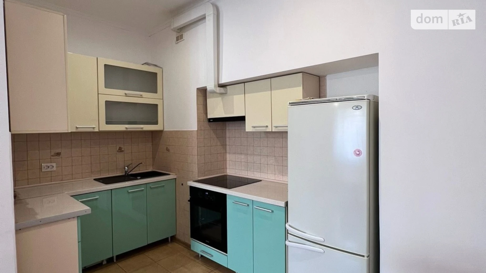 1-комнатная квартира 37 кв. м в Тернополе, ул. Текстильная, 30А - фото 3