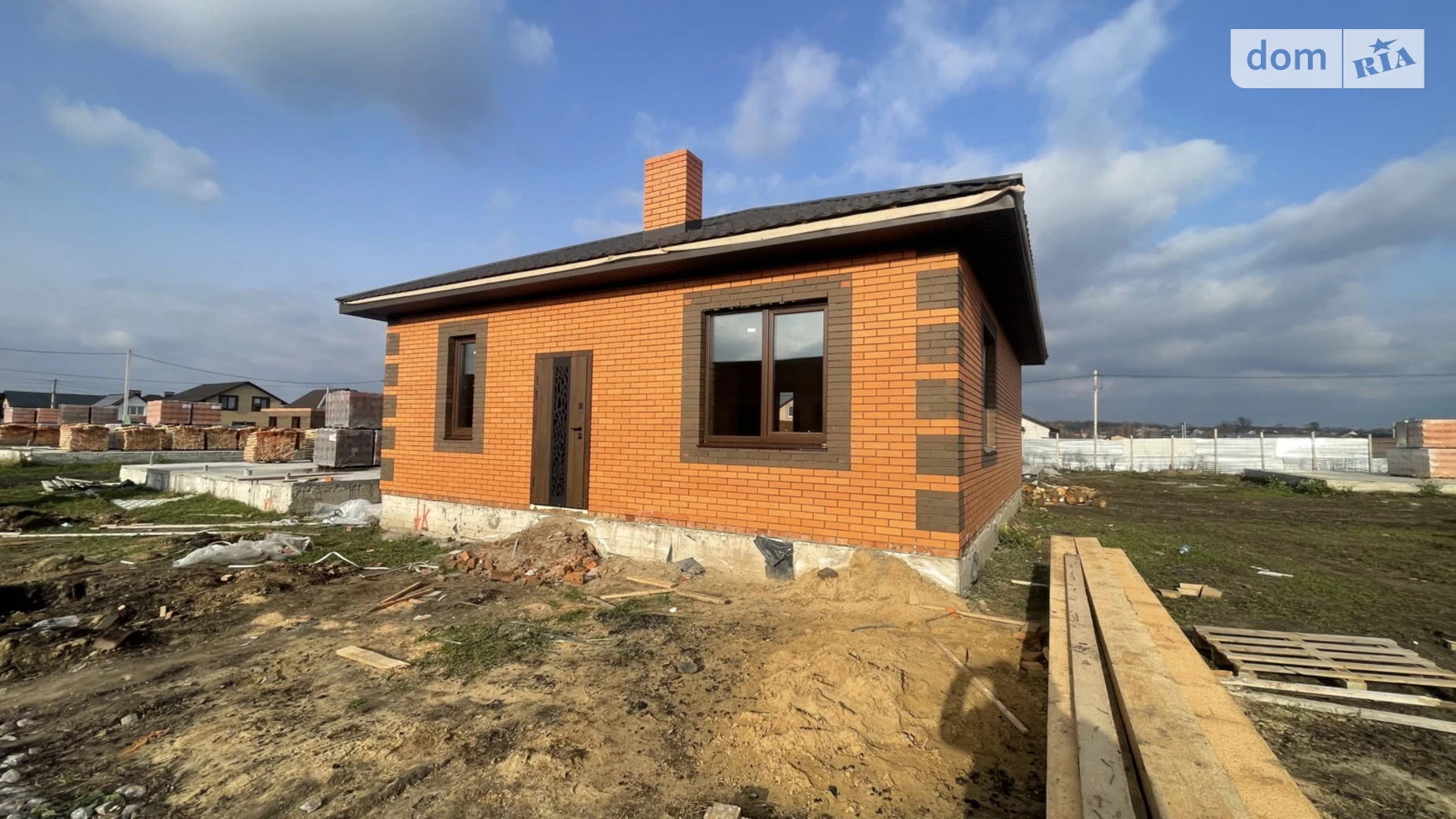 Продается одноэтажный дом 75 кв. м с камином, цена: 68000 $ - фото 5