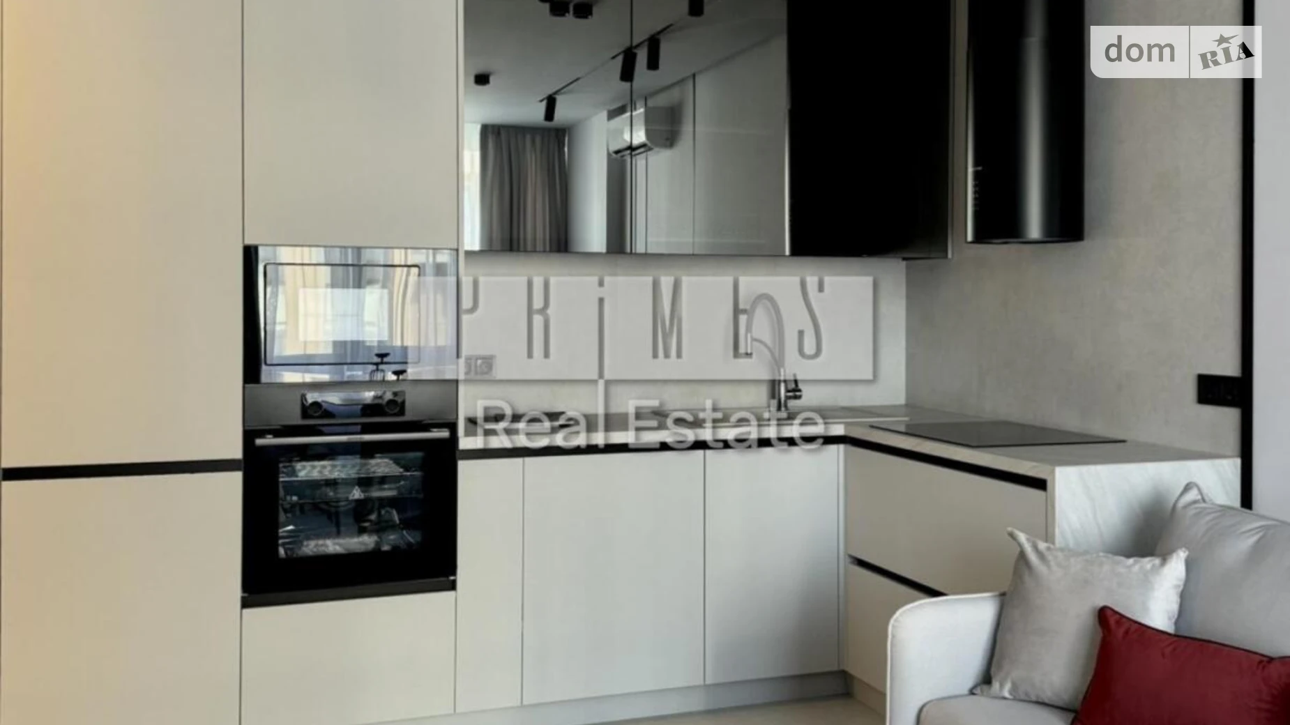 Продается 1-комнатная квартира 39.1 кв. м в Киеве, ул. Салютная, 2 - фото 2