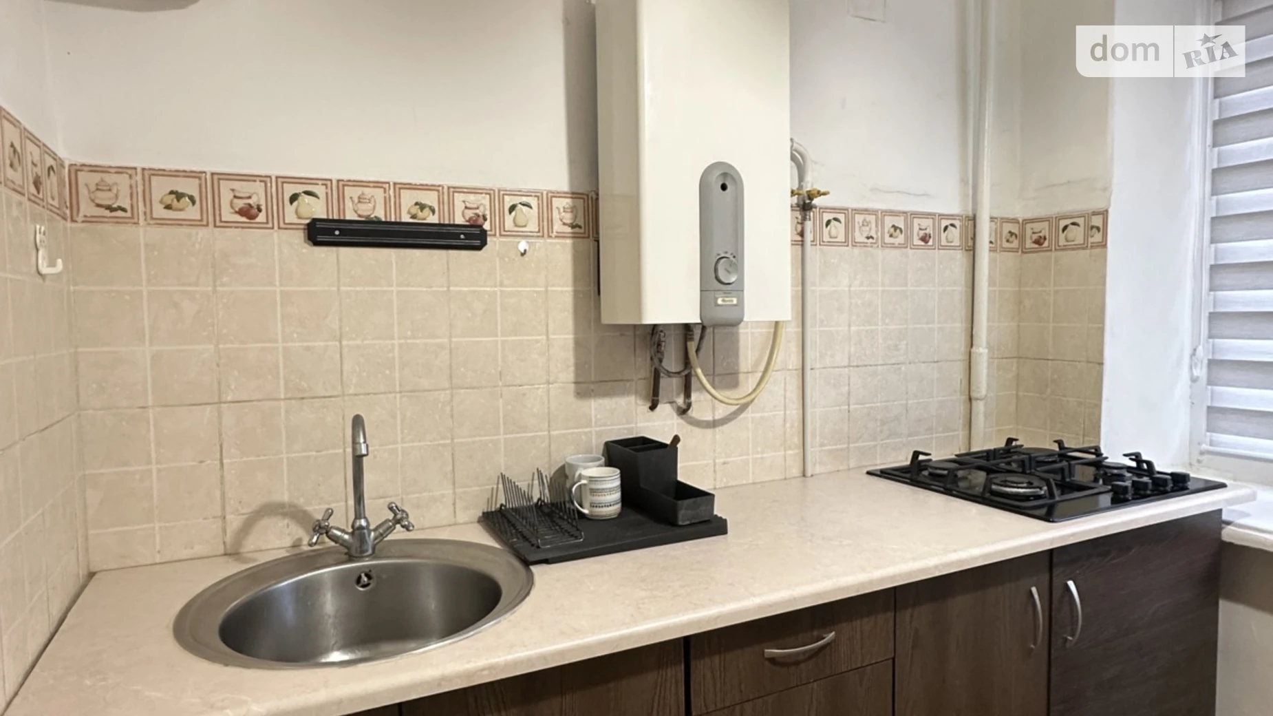 Продается 1-комнатная квартира 32 кв. м в Ровно, ул. Василия Червония(Гагарина) - фото 2