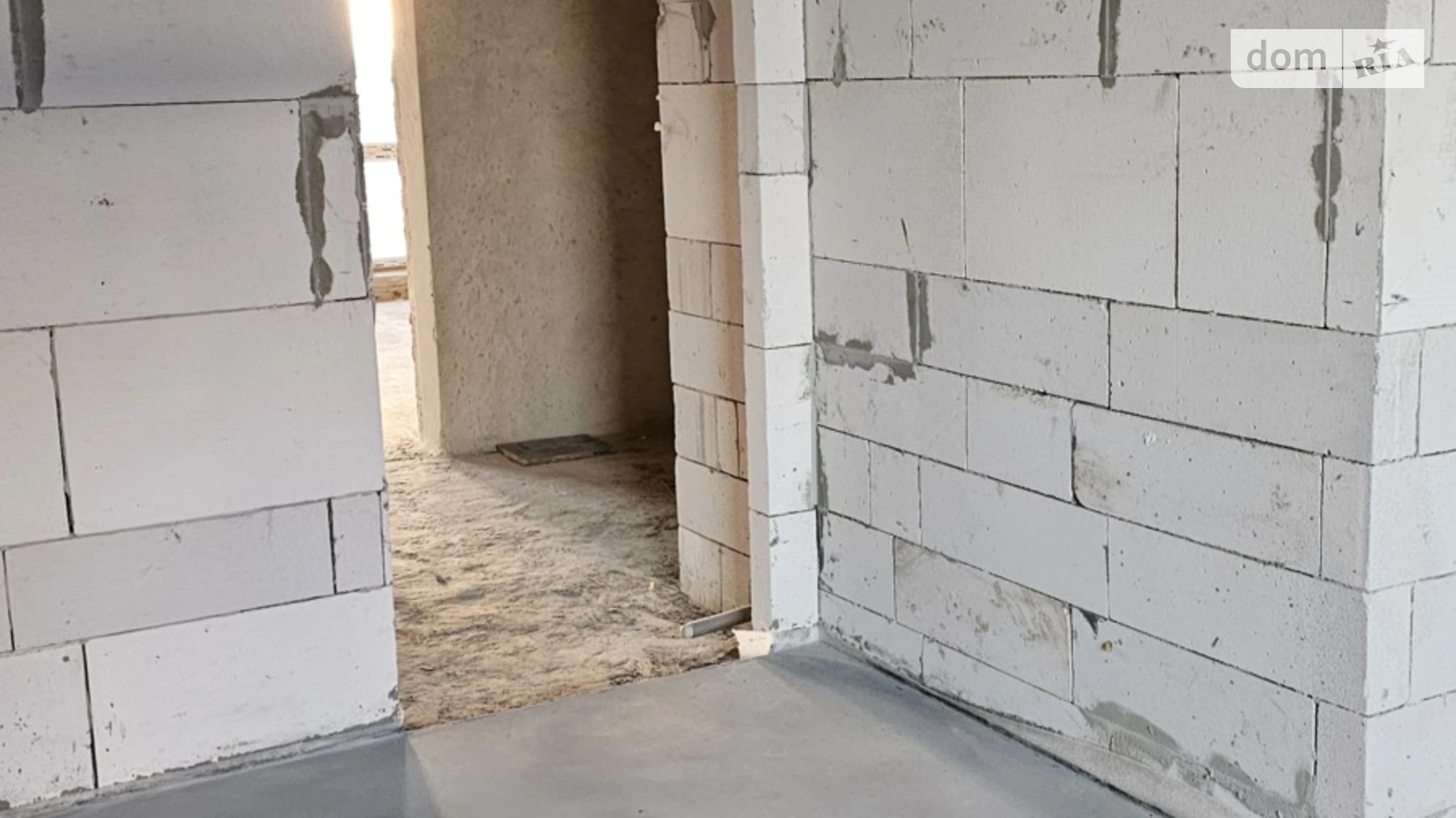 Продается 1-комнатная квартира 55 кв. м в Ивано-Франковске, ул. Надречная, 1 - фото 4