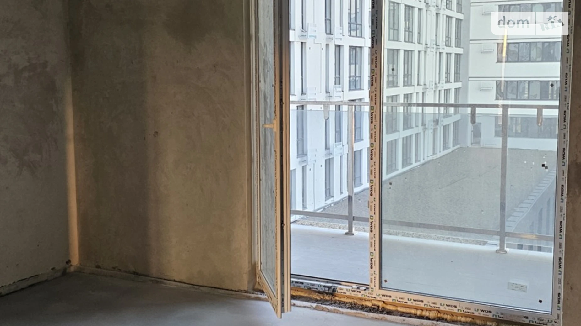 Продается 1-комнатная квартира 55 кв. м в Ивано-Франковске, ул. Надречная, 1 - фото 5