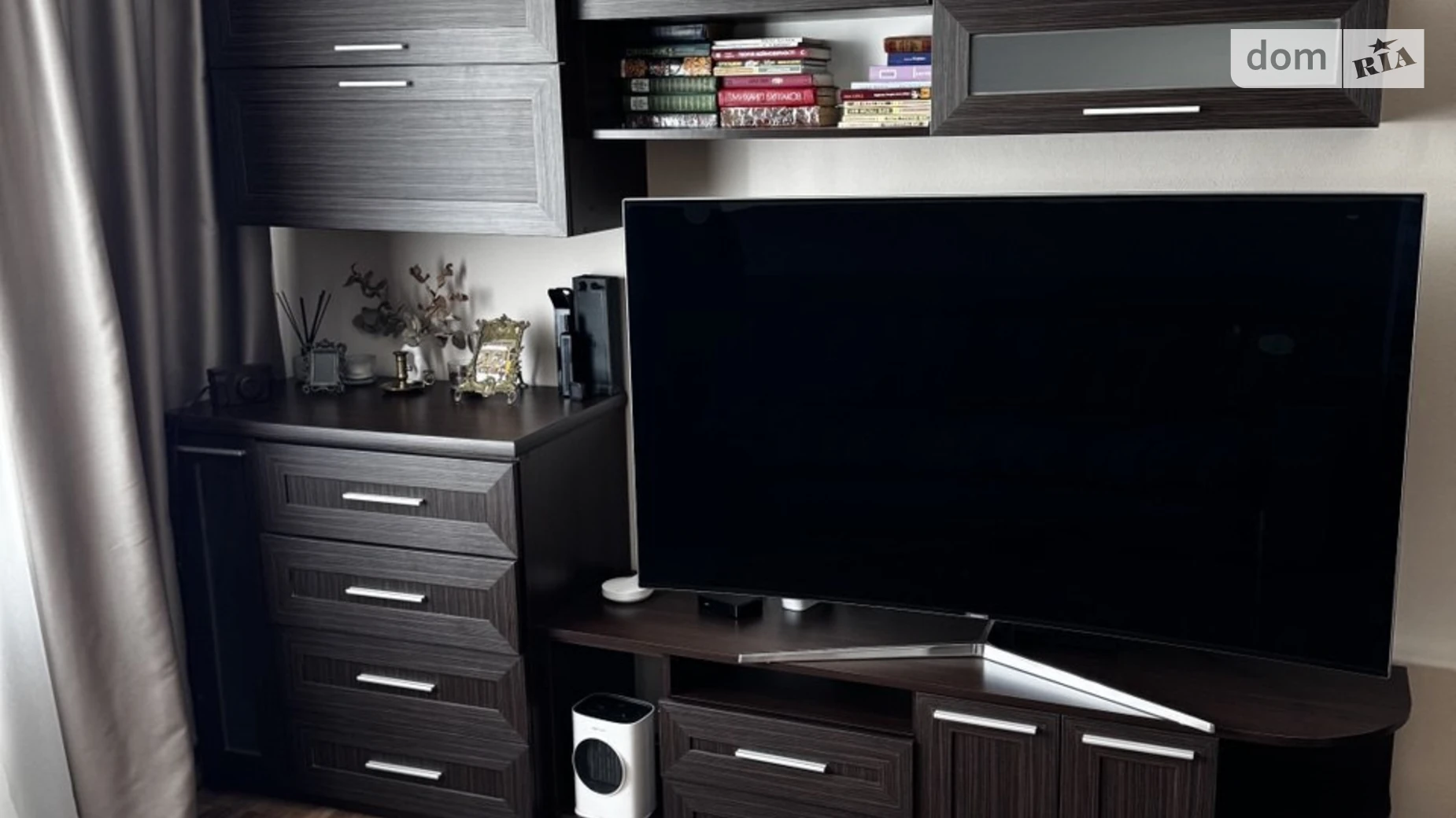 Продается 1-комнатная квартира 41.7 кв. м в Николаеве, ул. Архитектора Старова, 2/6 корпус 4 - фото 2