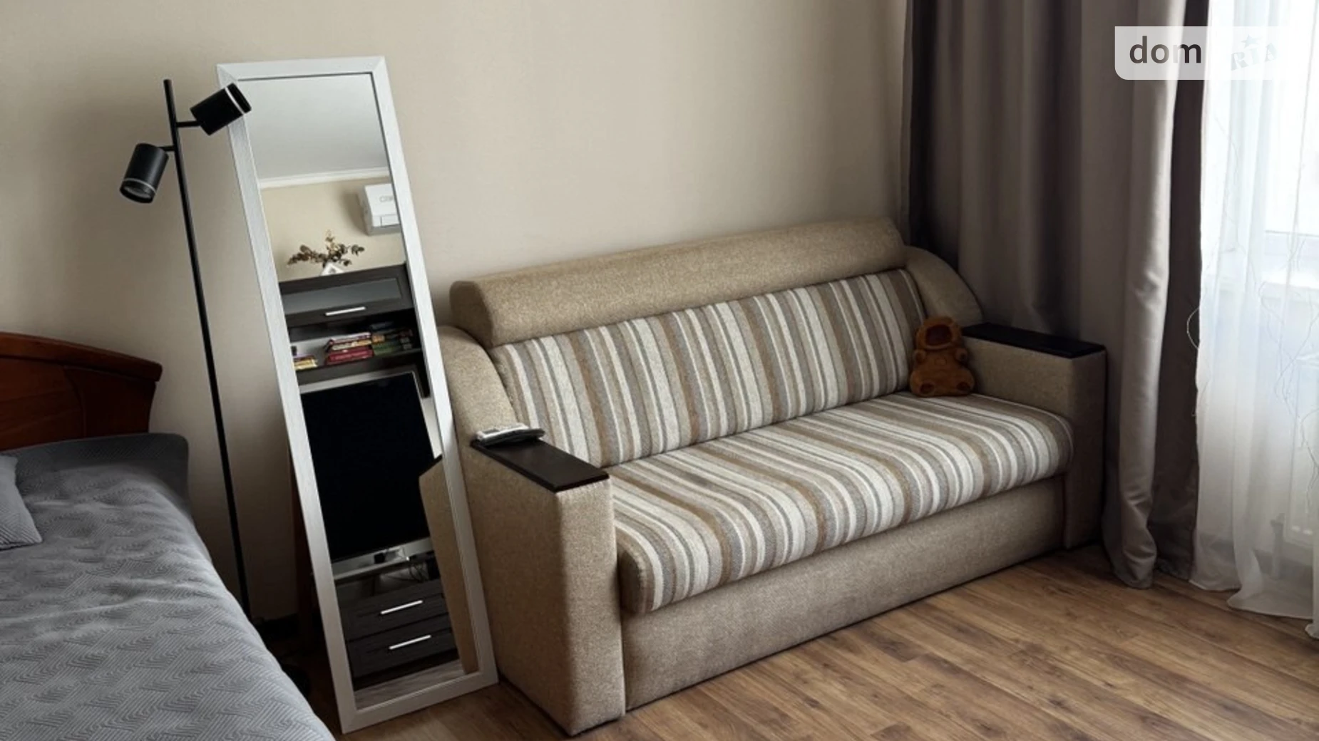 Продается 1-комнатная квартира 41.7 кв. м в Николаеве, ул. Архитектора Старова, 2/6 корпус 4 - фото 3