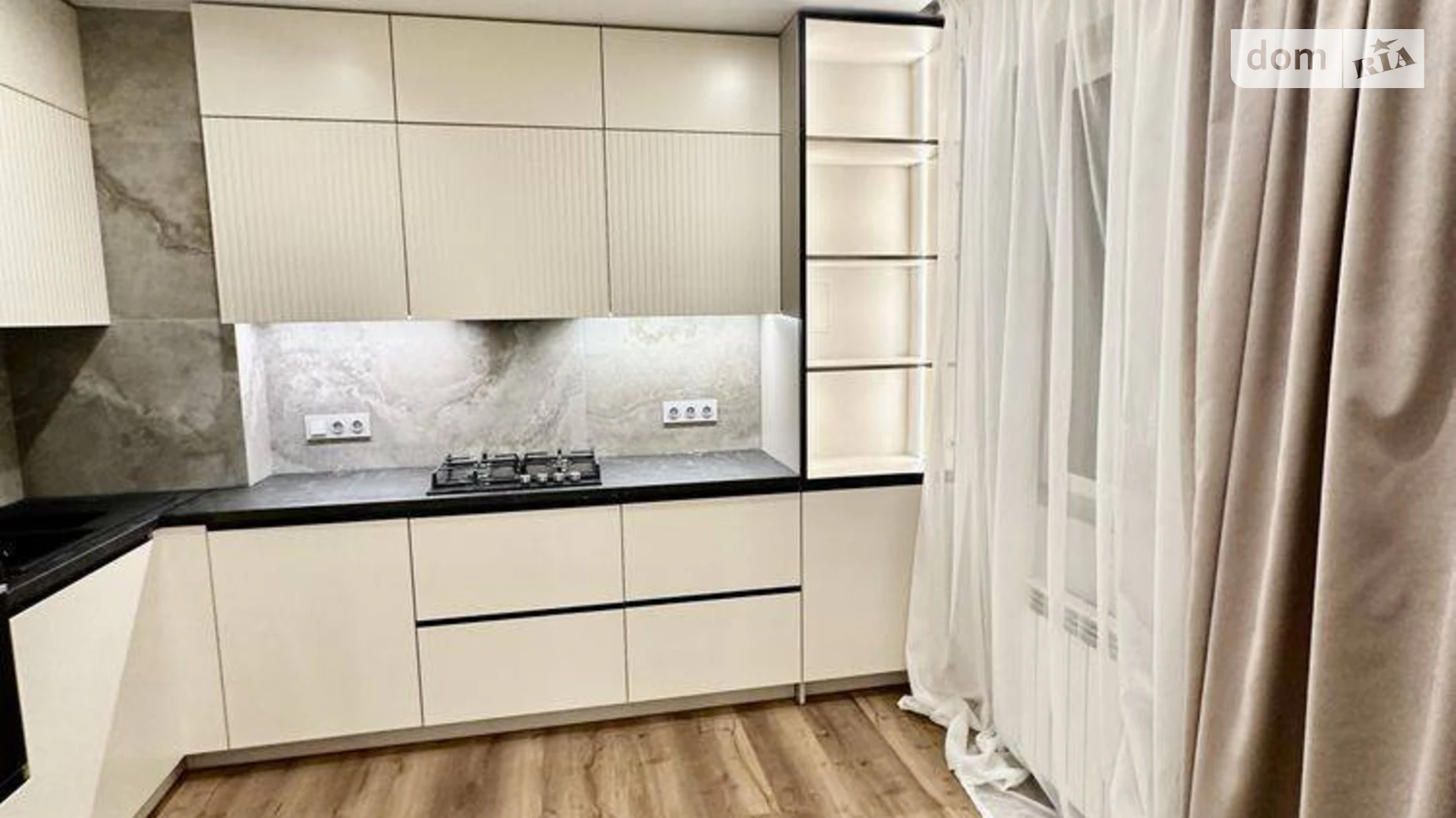 Продается 3-комнатная квартира 74 кв. м в Киеве, ул. Мостицкая, 26 - фото 2