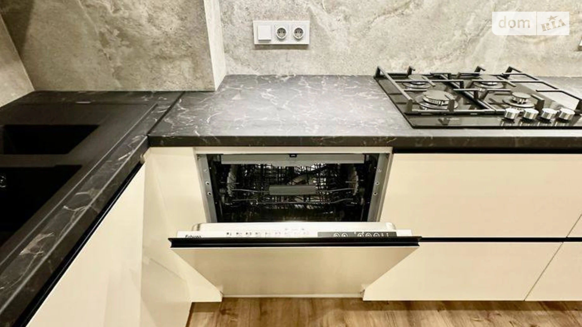 Продается 3-комнатная квартира 74 кв. м в Киеве, ул. Мостицкая, 26 - фото 4