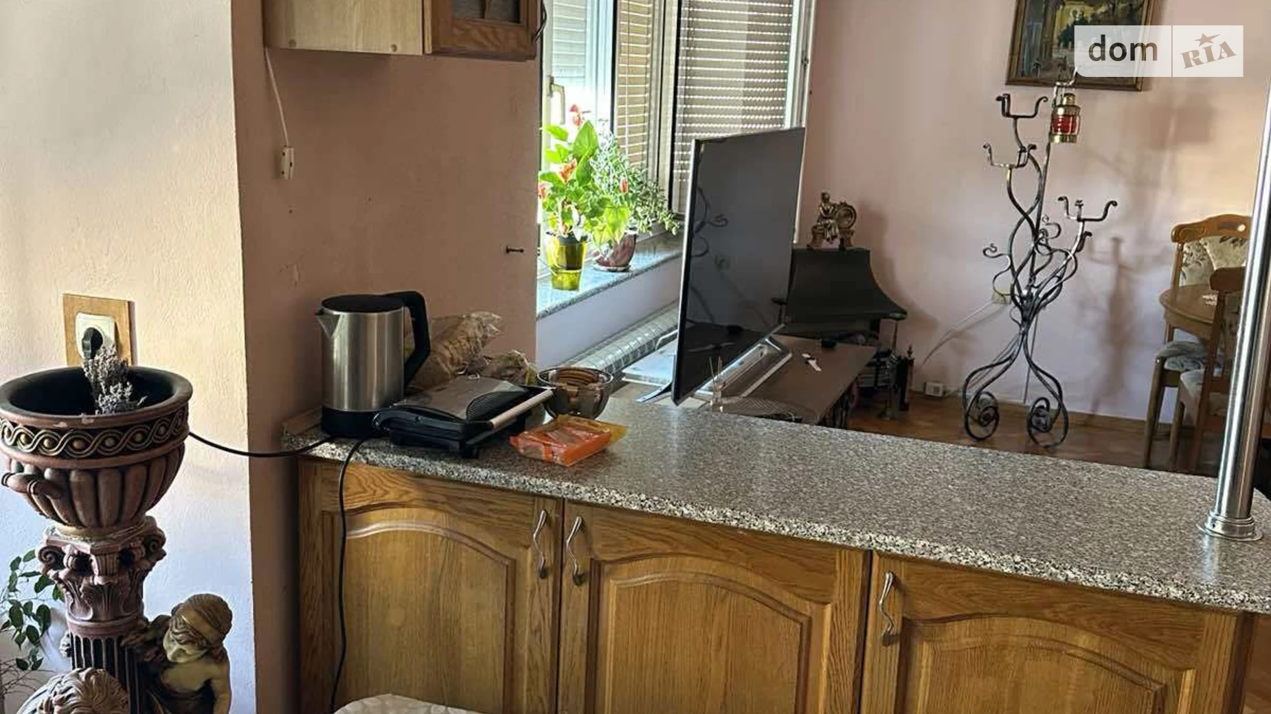 Продается 3-комнатная квартира 68.5 кв. м в Ужгороде, ул. Лермонтова - фото 2